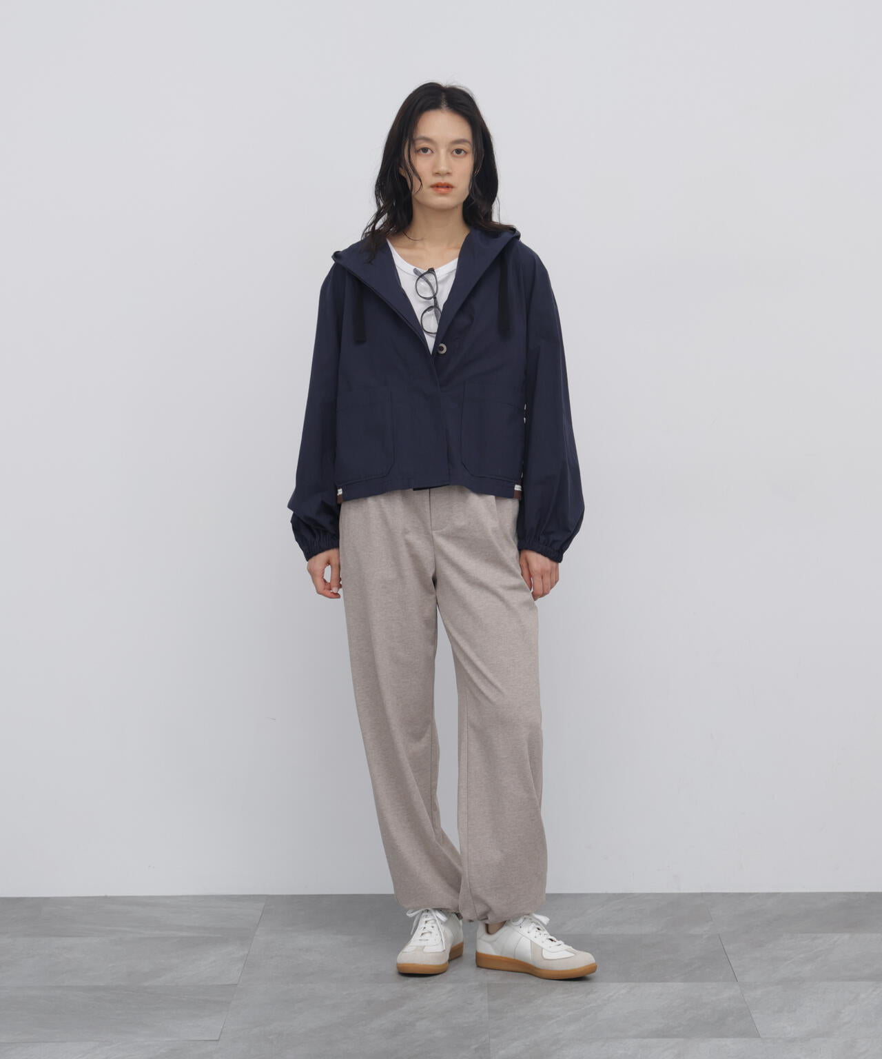 165cm/B:77cm/W:57cm/H:79cm 着用サイズ:M