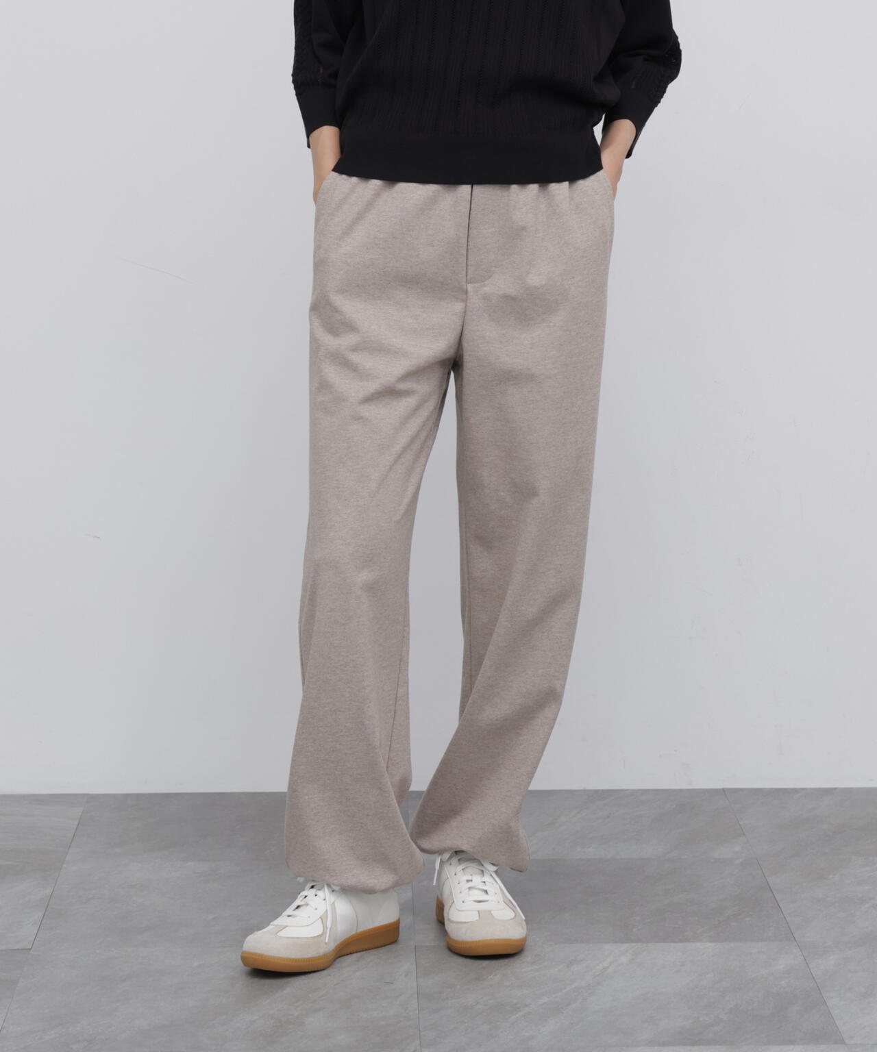 165cm/B:77cm/W:57cm/H:79cm 着用サイズ:M