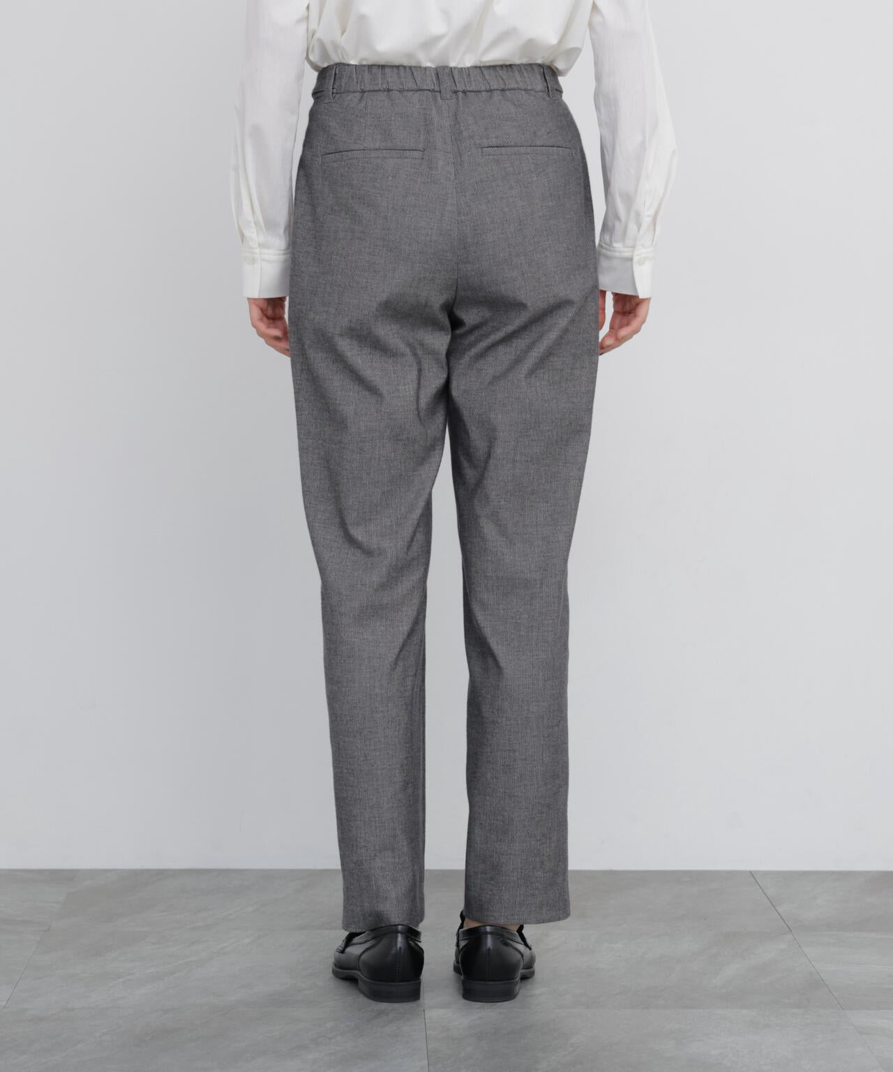 165cm/B:77cm/W:57cm/H:79cm 着用サイズ:M