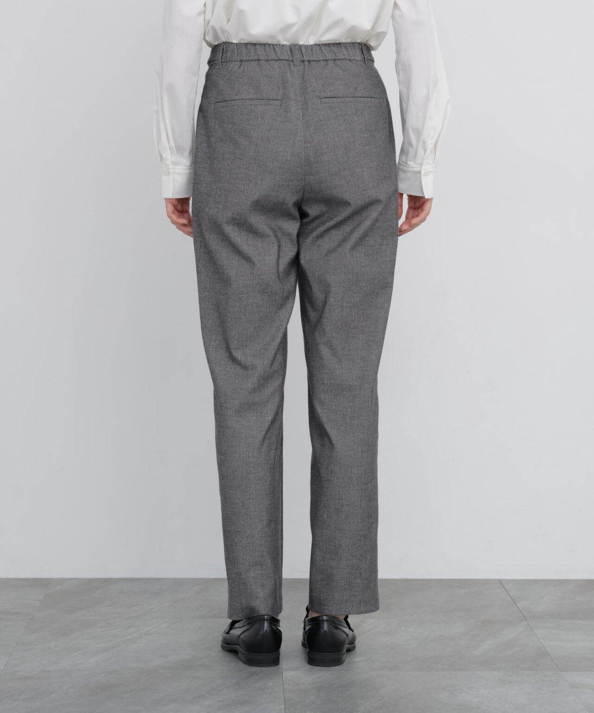 165cm/B:77cm/W:57cm/H:79cm 着用サイズ:M