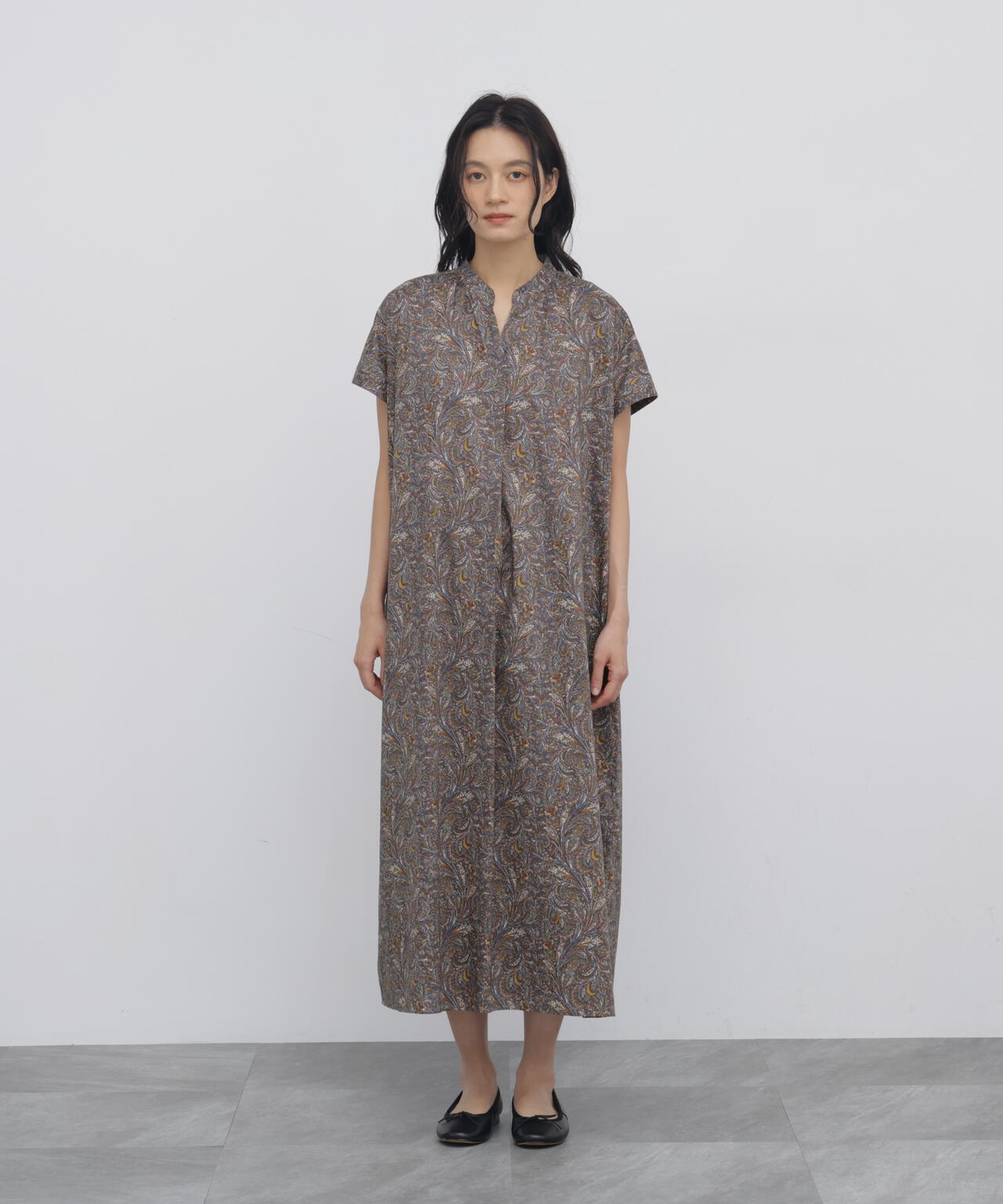 165cm/B:77cm/W:57cm/H:79cm 着用サイズ:M