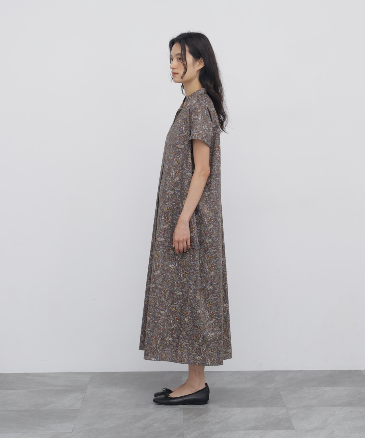 165cm/B:77cm/W:57cm/H:79cm 着用サイズ:M
