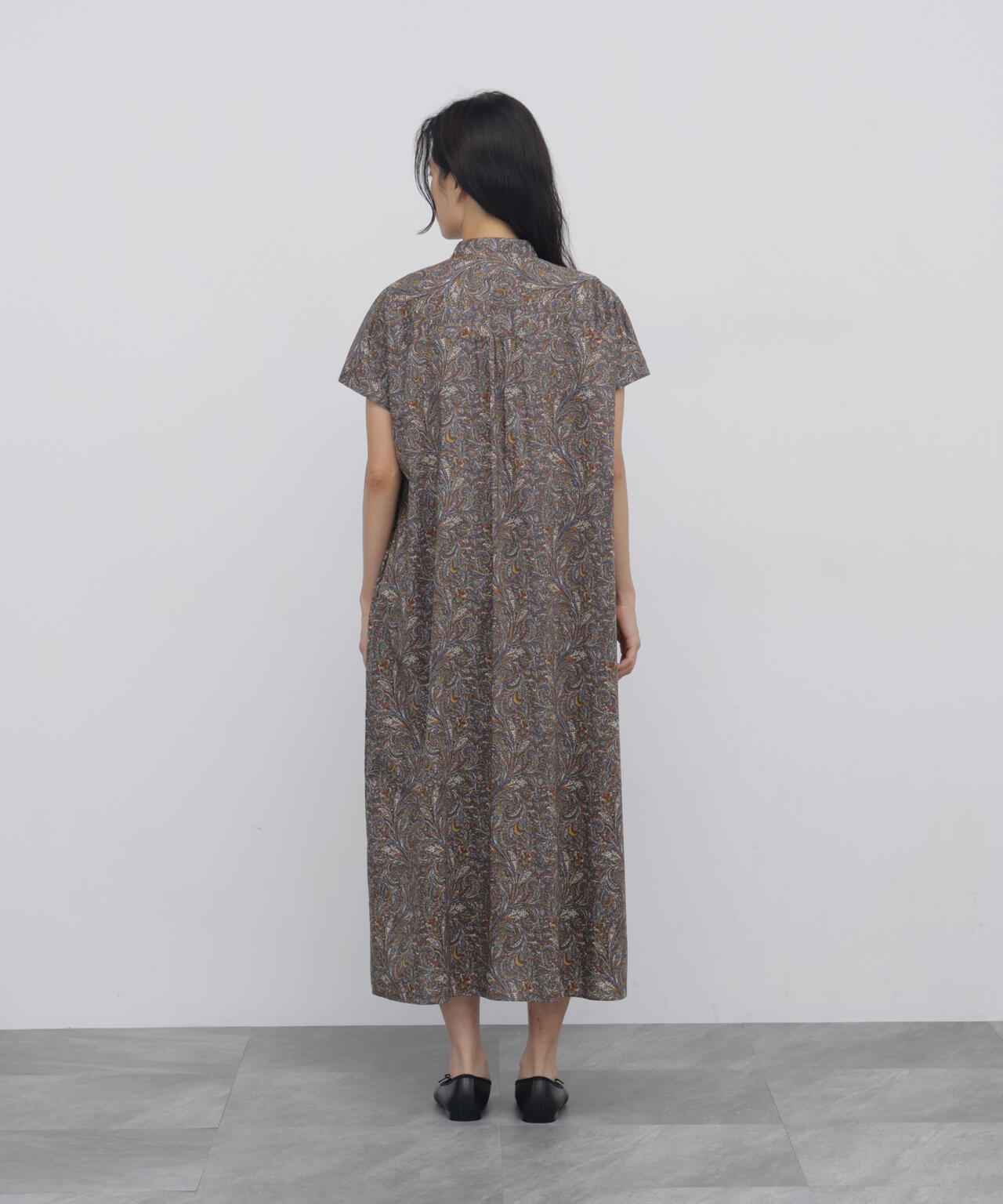 165cm/B:77cm/W:57cm/H:79cm 着用サイズ:M