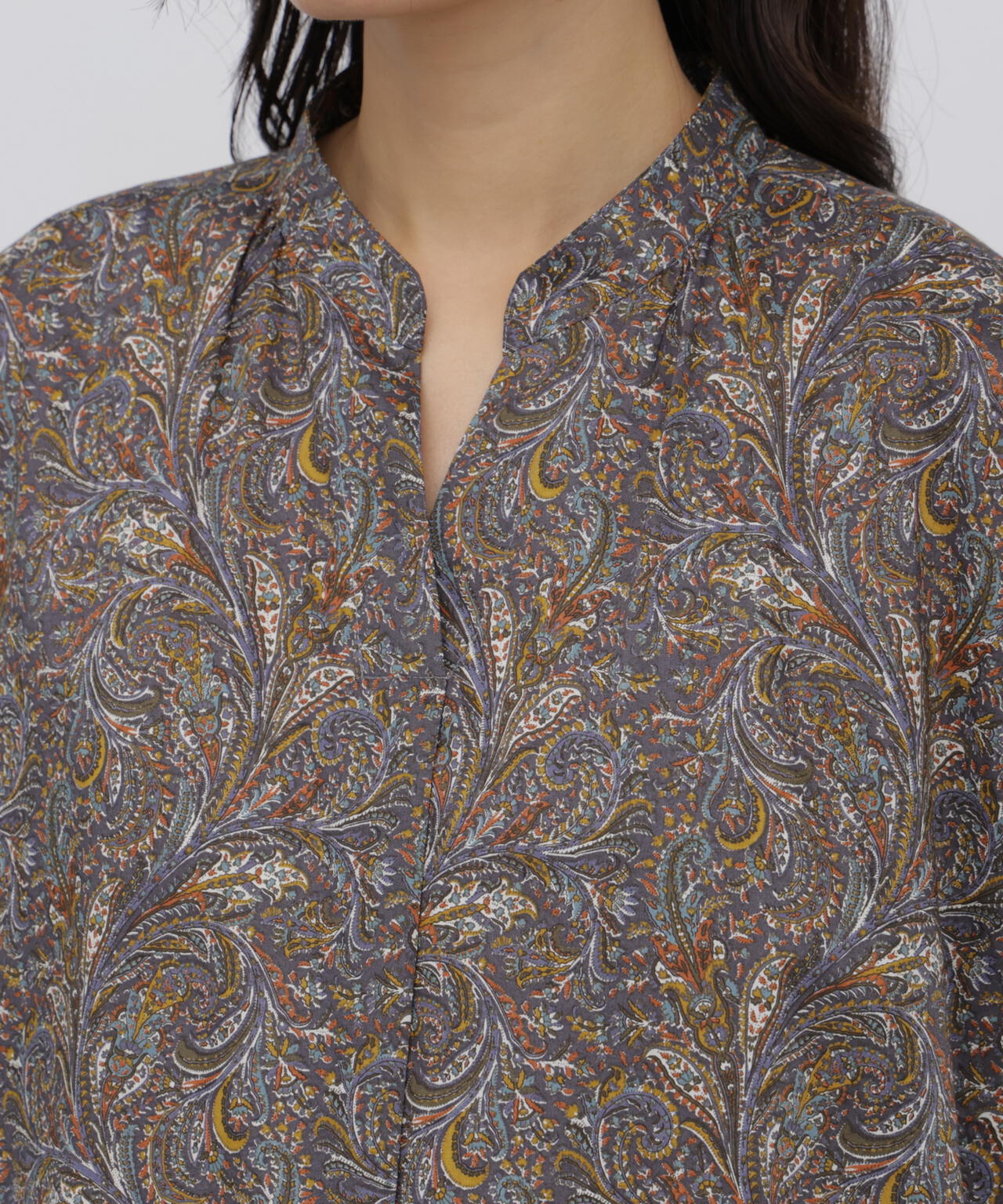 165cm/B:77cm/W:57cm/H:79cm 着用サイズ:M