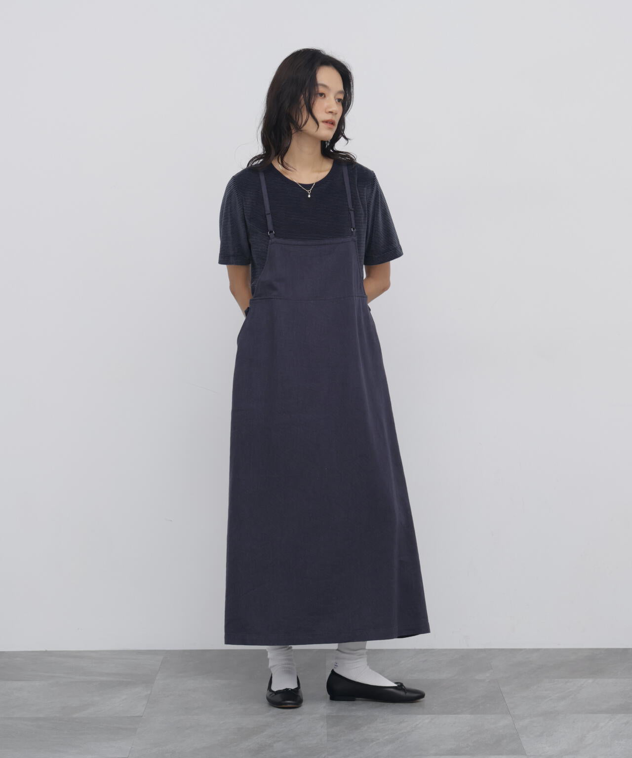 165cm/B:77cm/W:57cm/H:79cm 着用サイズ:M