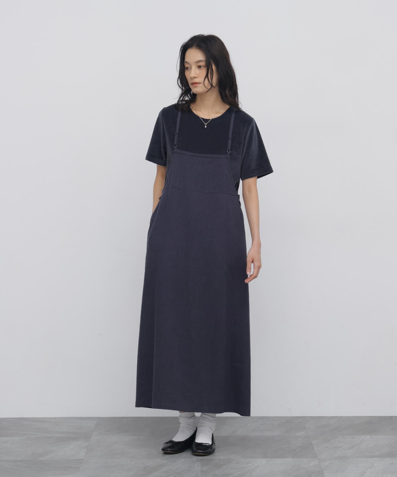 165cm/B:77cm/W:57cm/H:79cm 着用サイズ:M