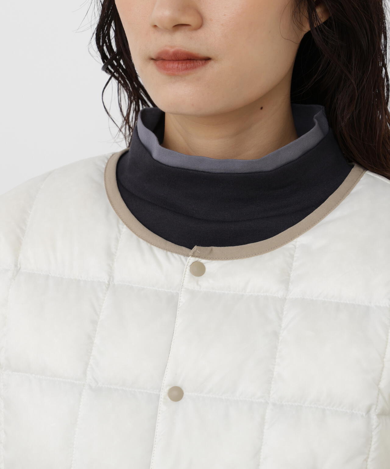165cm/B:77cm/W:57cm/H:79cm 着用サイズ:M