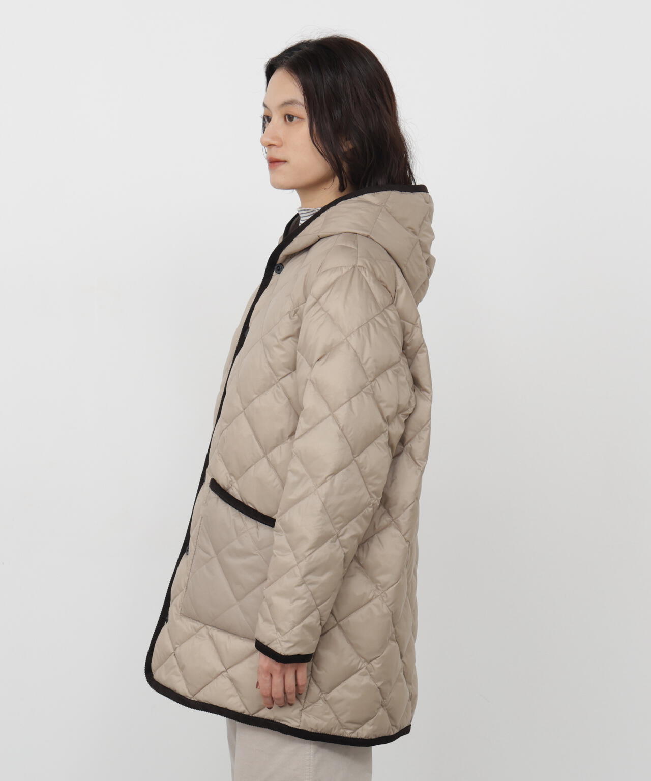 165cm/B:77cm/W:57cm/H:79cm 着用サイズ:M