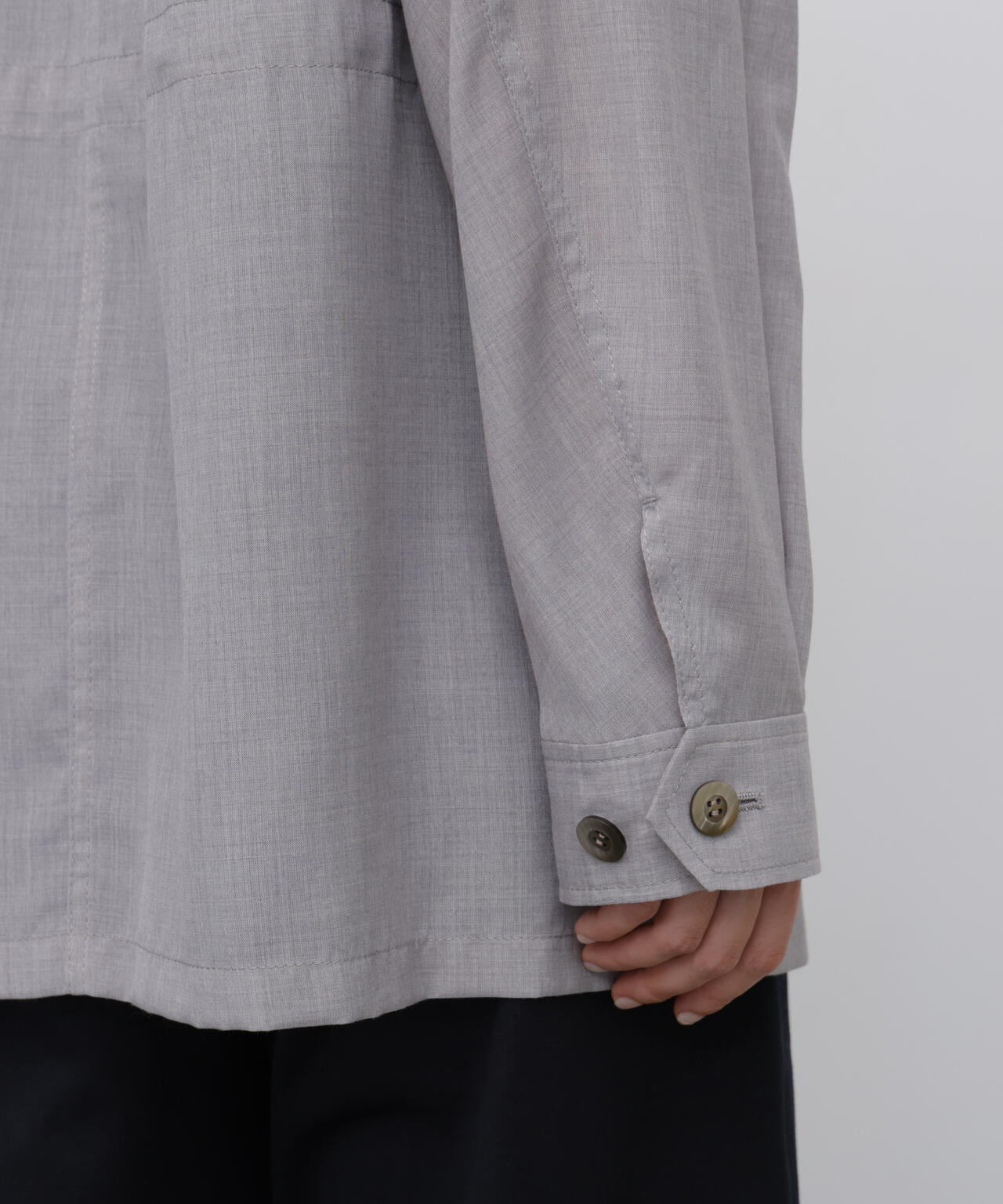 165cm/B:77cm/W:57cm/H:79cm 着用サイズ:M