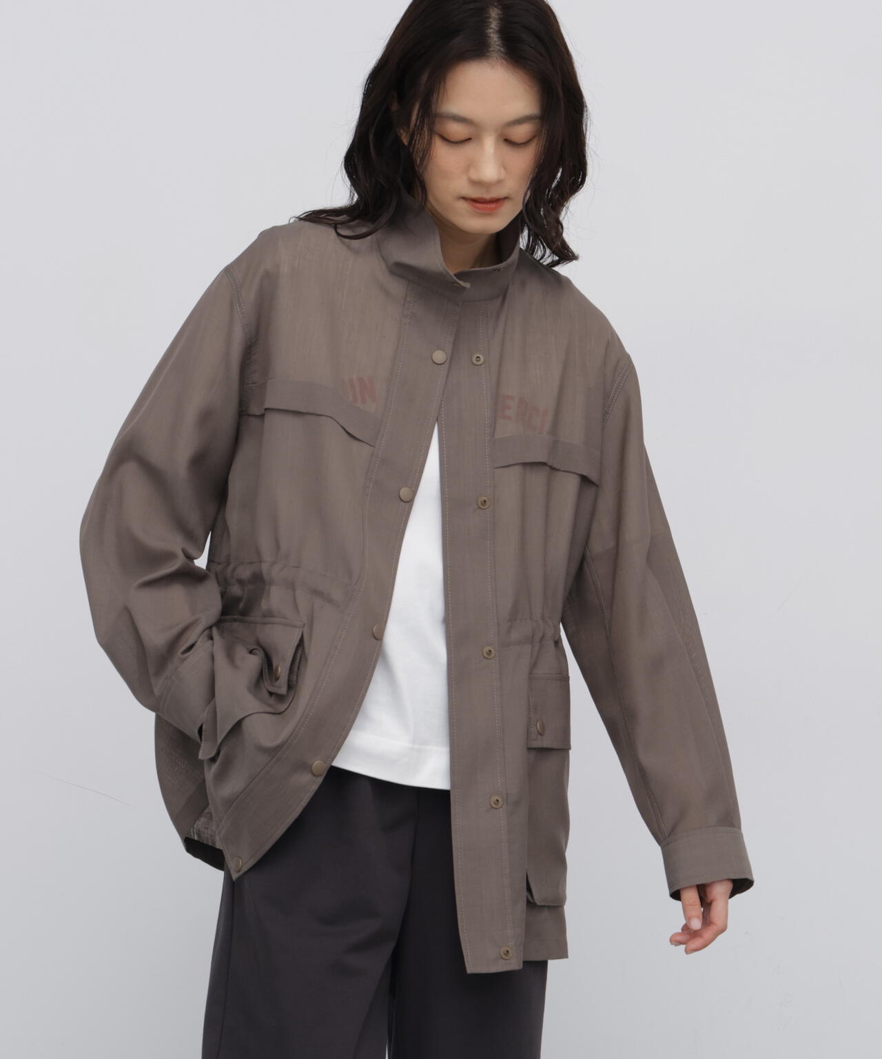 165cm/B:77cm/W:57cm/H:79cm 着用サイズ:M