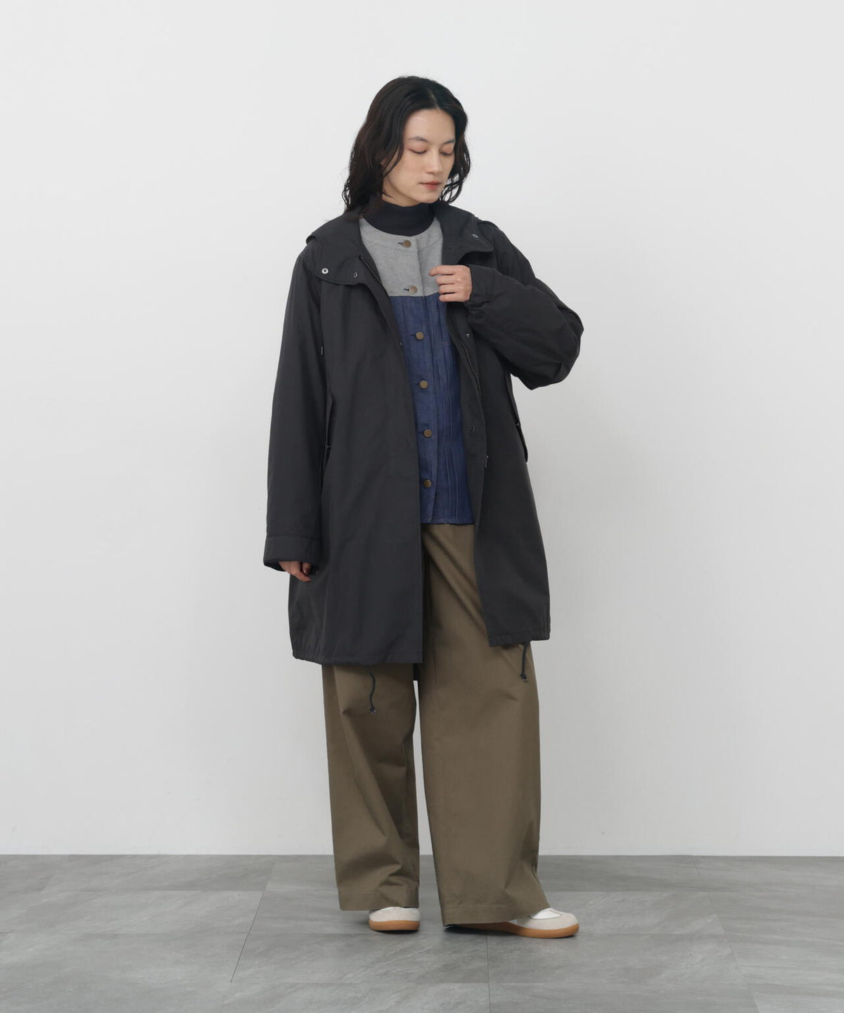 165cm/B:77cm/W:57cm/H:79cm 着用サイズ:M