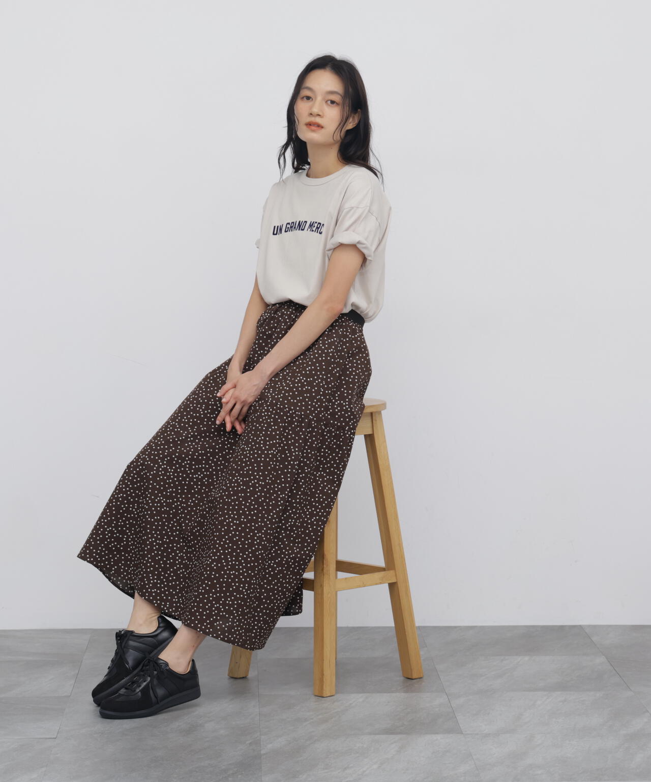 フロッキープリントクルーネックTシャツ