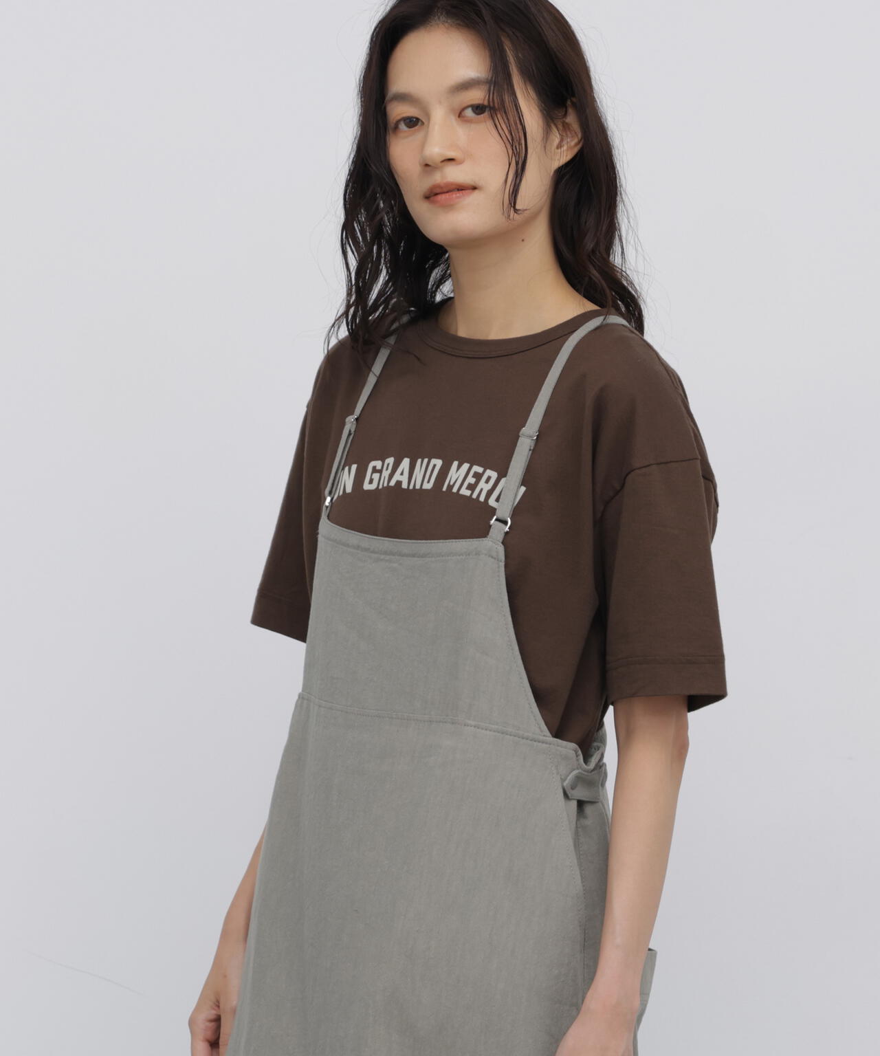 165cm/B:77cm/W:57cm/H:79cm 着用サイズ:M