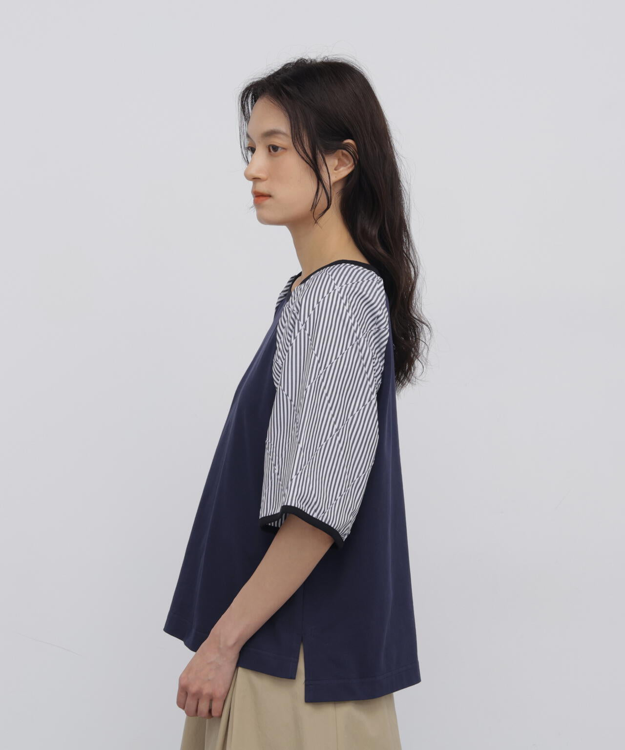165cm/B:77cm/W:57cm/H:79cm 着用サイズ:M