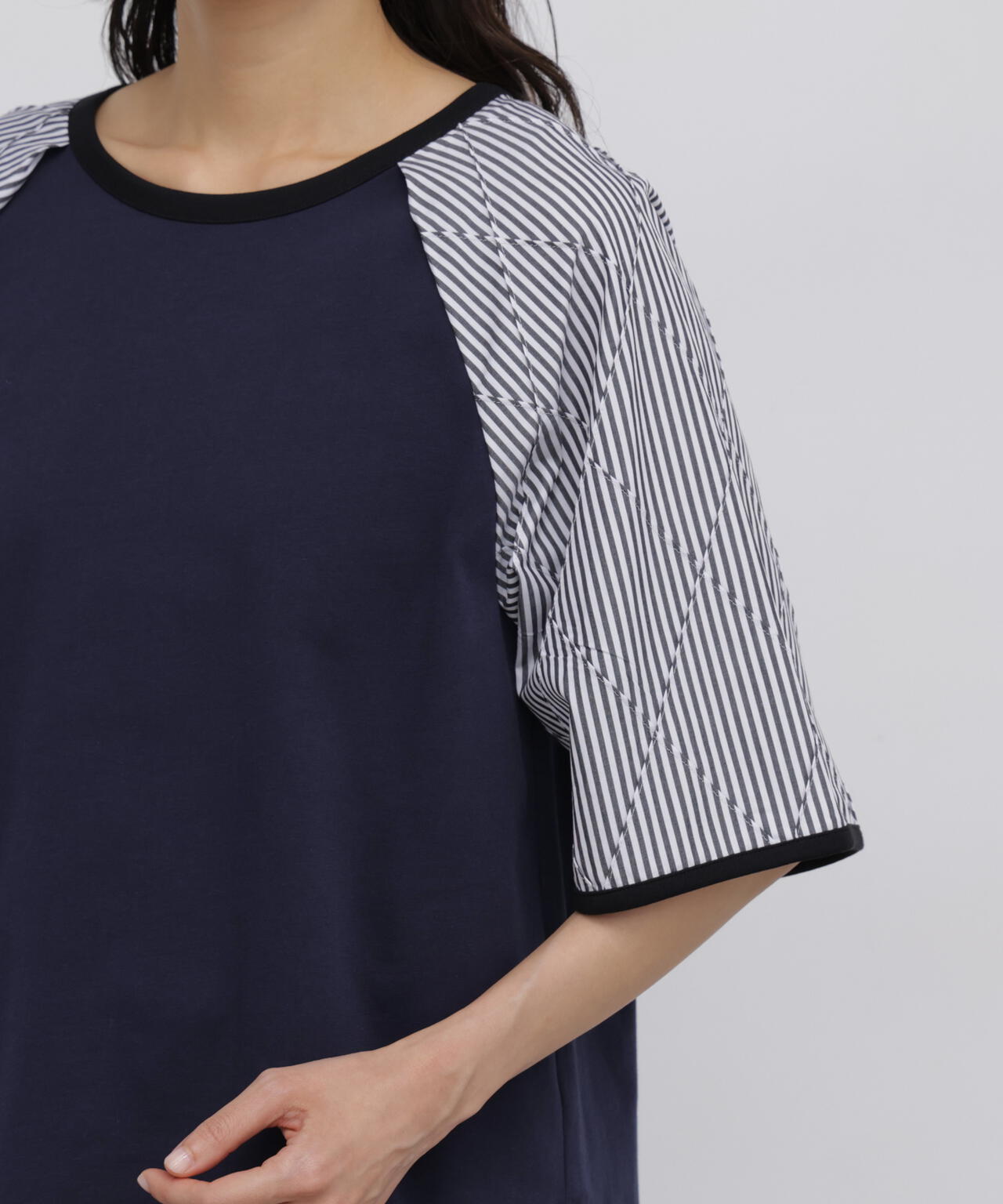 165cm/B:77cm/W:57cm/H:79cm 着用サイズ:M