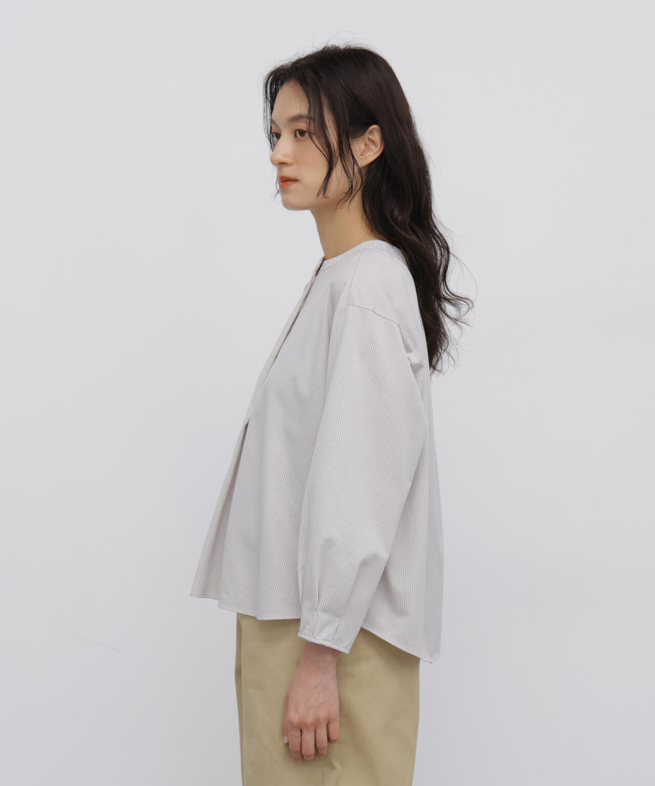 165cm/B:77cm/W:57cm/H:79cm 着用サイズ:M