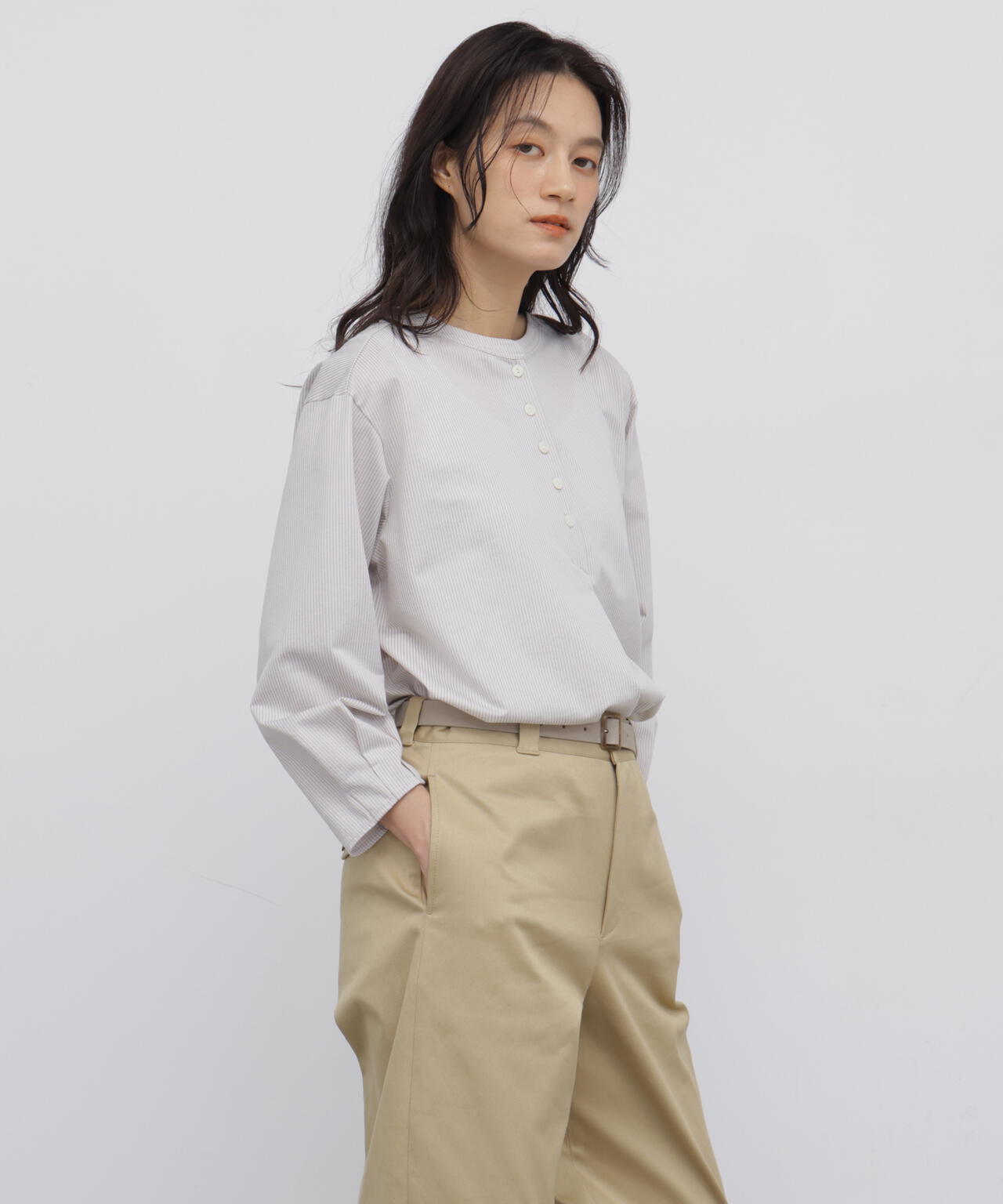 165cm/B:77cm/W:57cm/H:79cm 着用サイズ:M