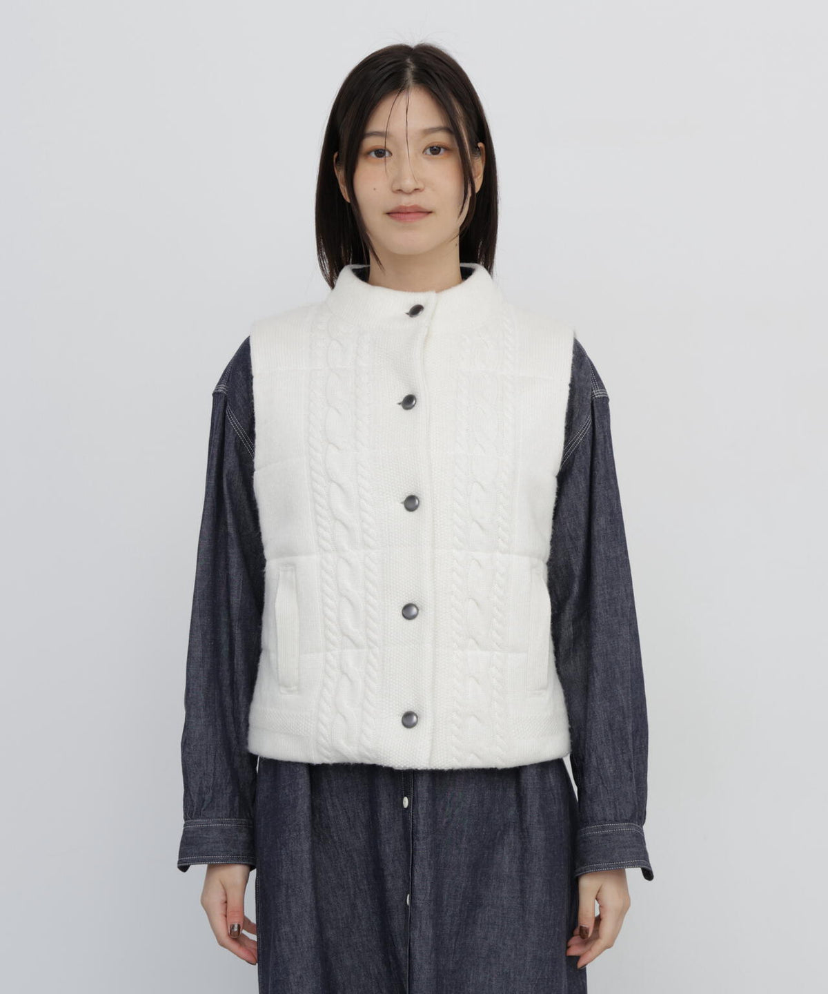 身長168cm B82 W59 H88 着用サイズ:M