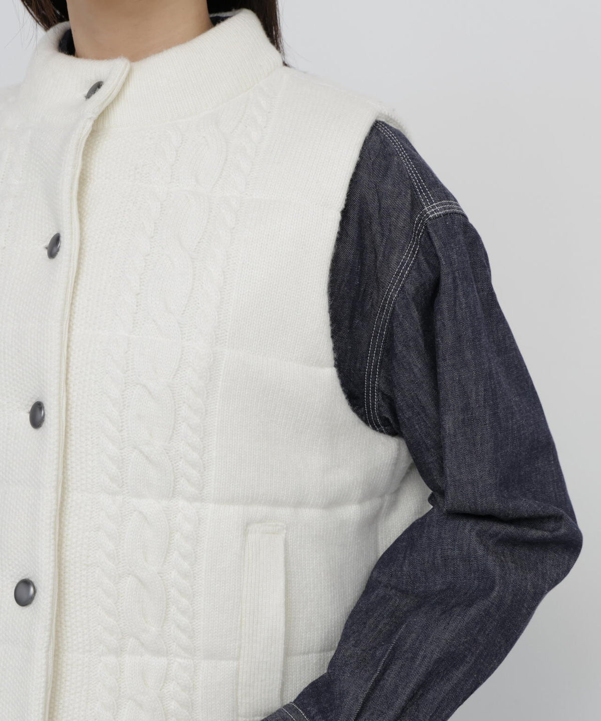 身長168cm B82 W59 H88 着用サイズ:M