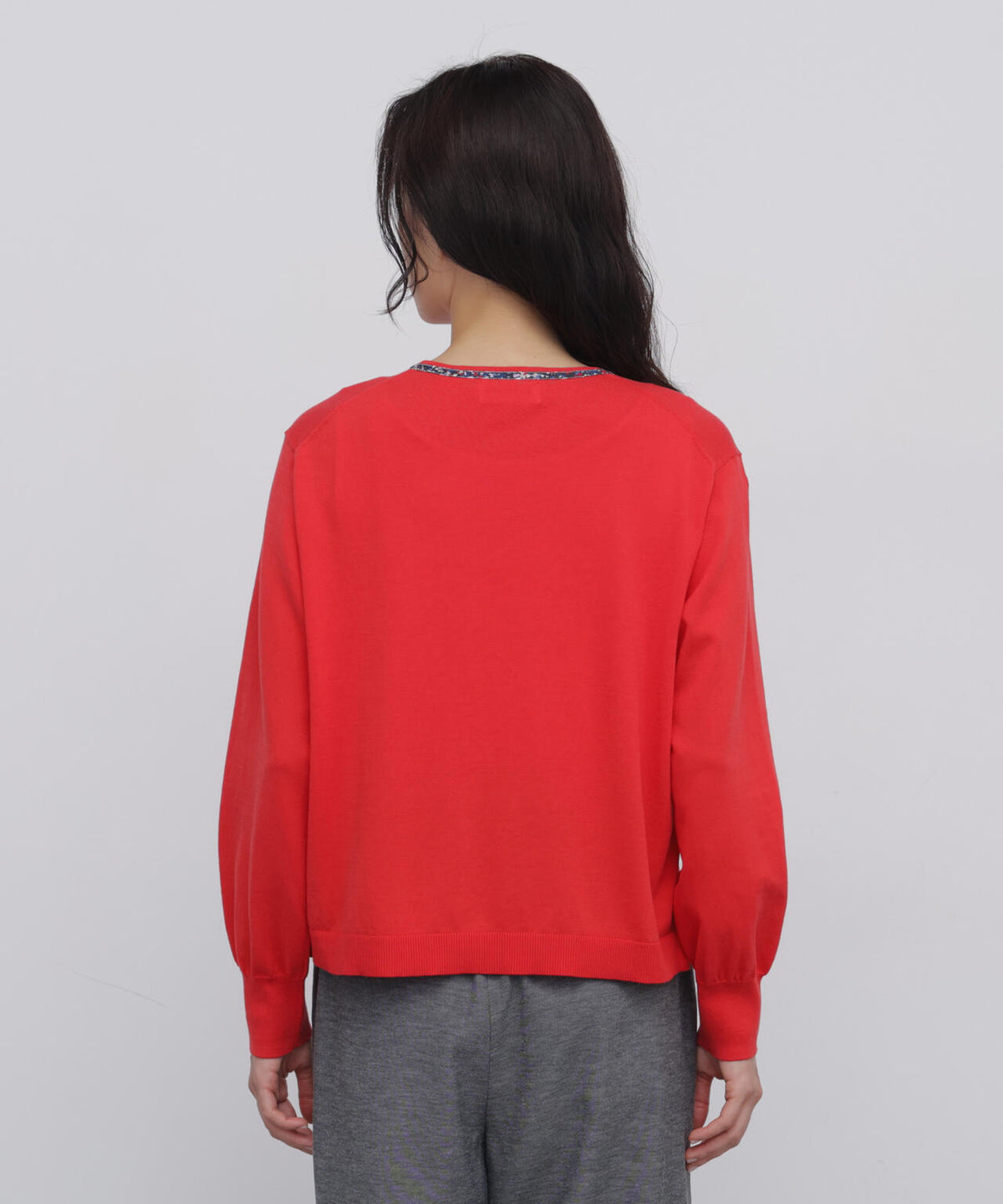 165cm/B:77cm/W:57cm/H:79cm 着用サイズ:M