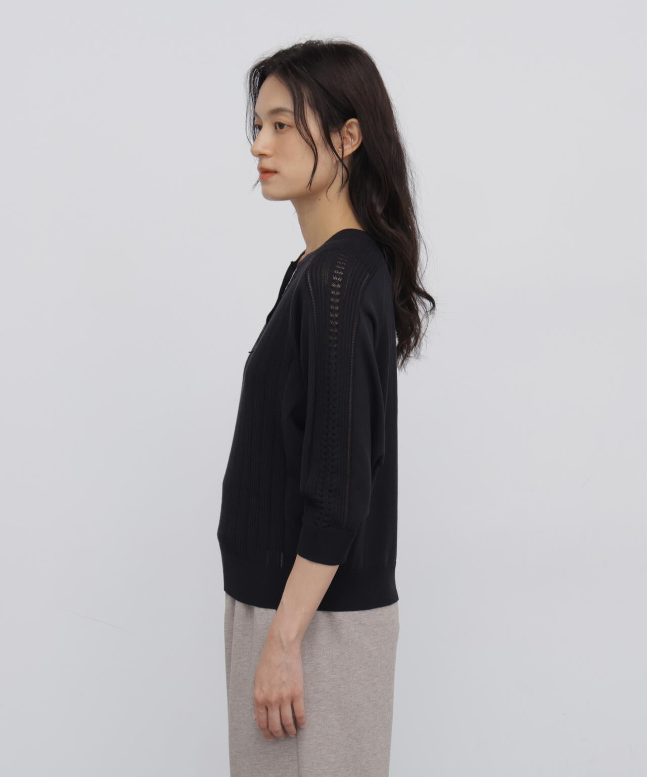 165cm/B:77cm/W:57cm/H:79cm 着用サイズ:M