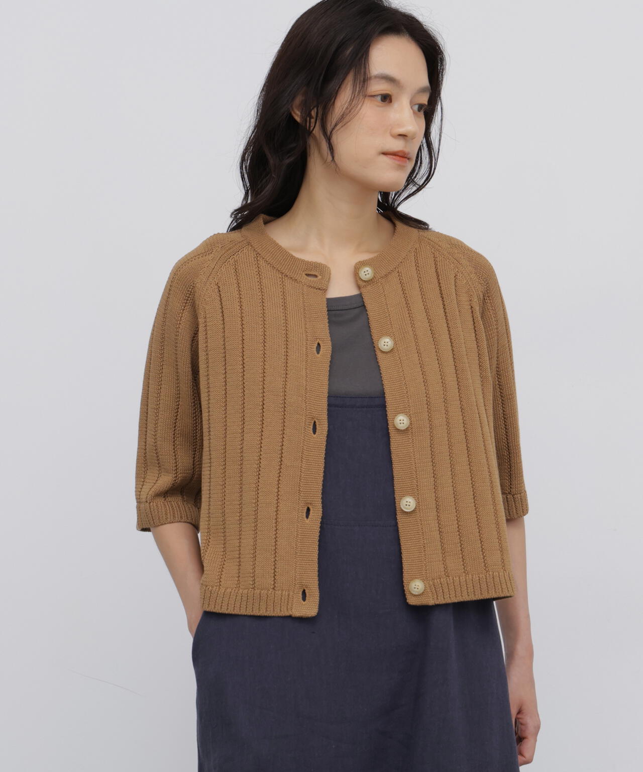 165cm/B:77cm/W:57cm/H:79cm 着用サイズ:M