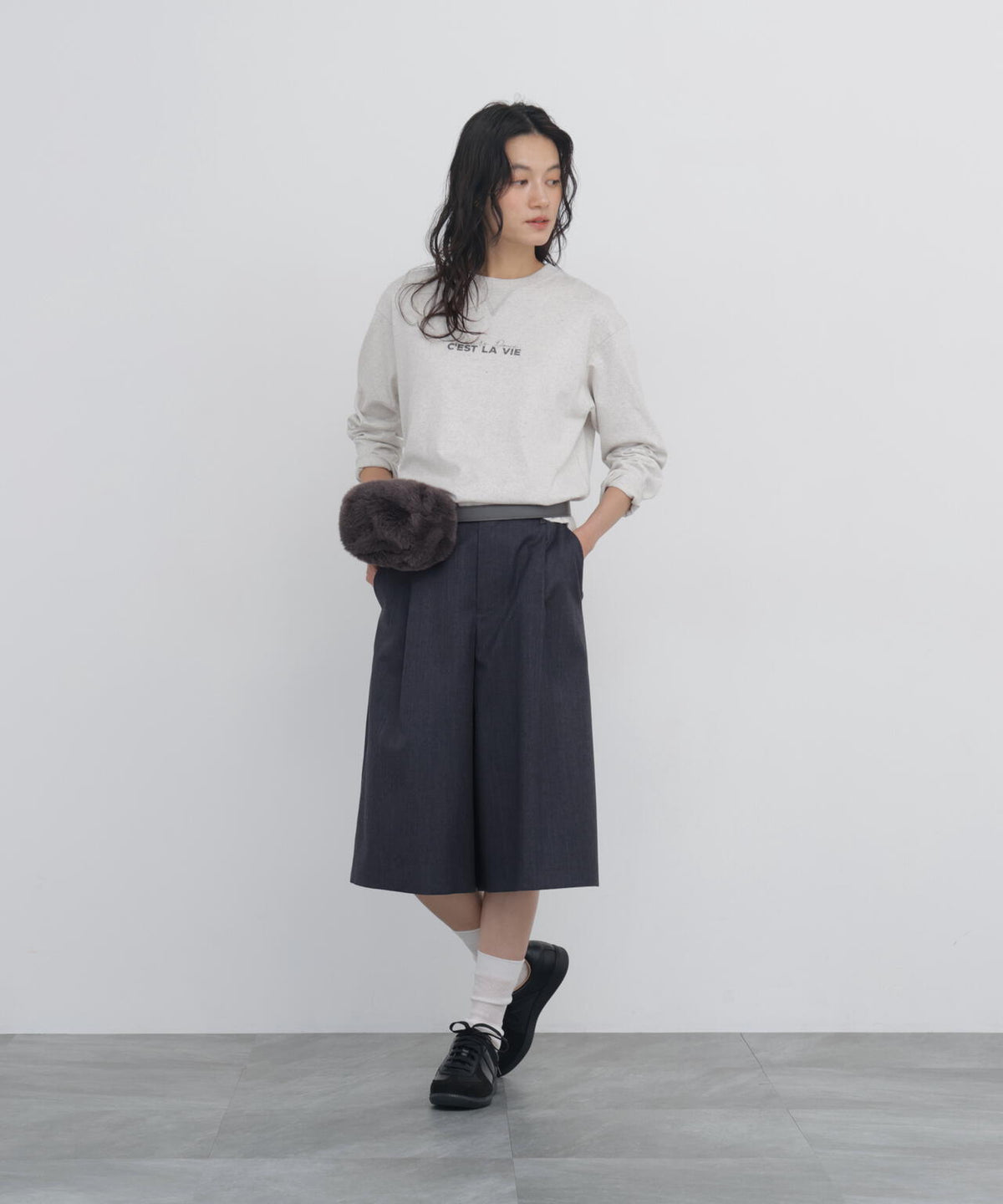 165cm/B:77cm/W:57cm/H:79cm 着用サイズ:-