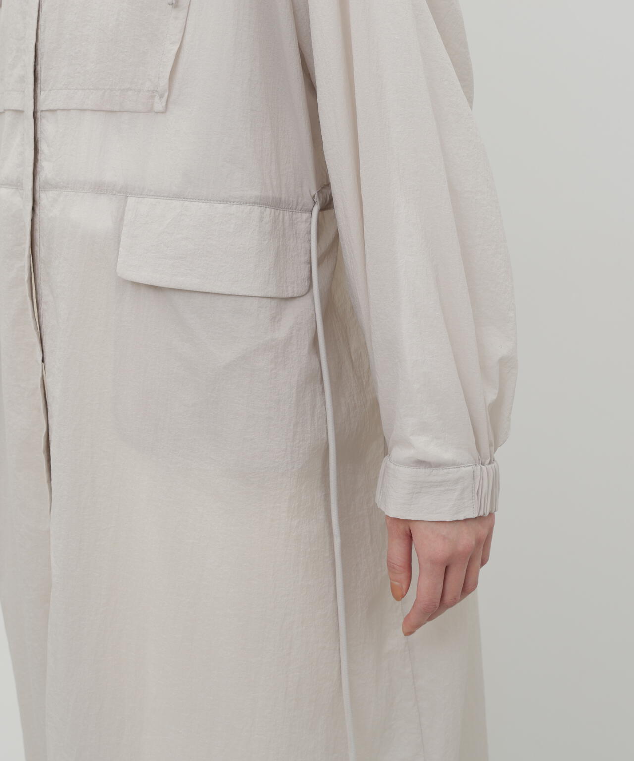 エアーナイロンフーディワンピース