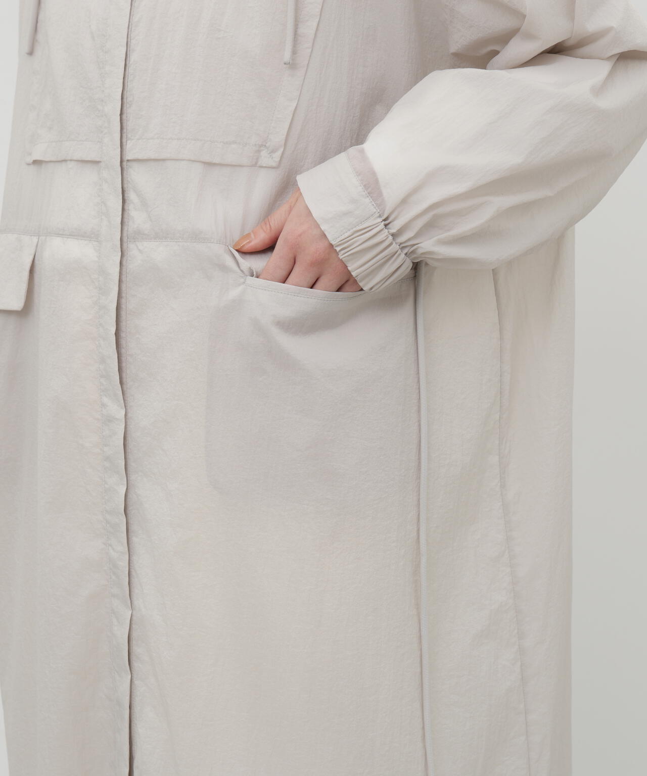 エアーナイロンフーディワンピース