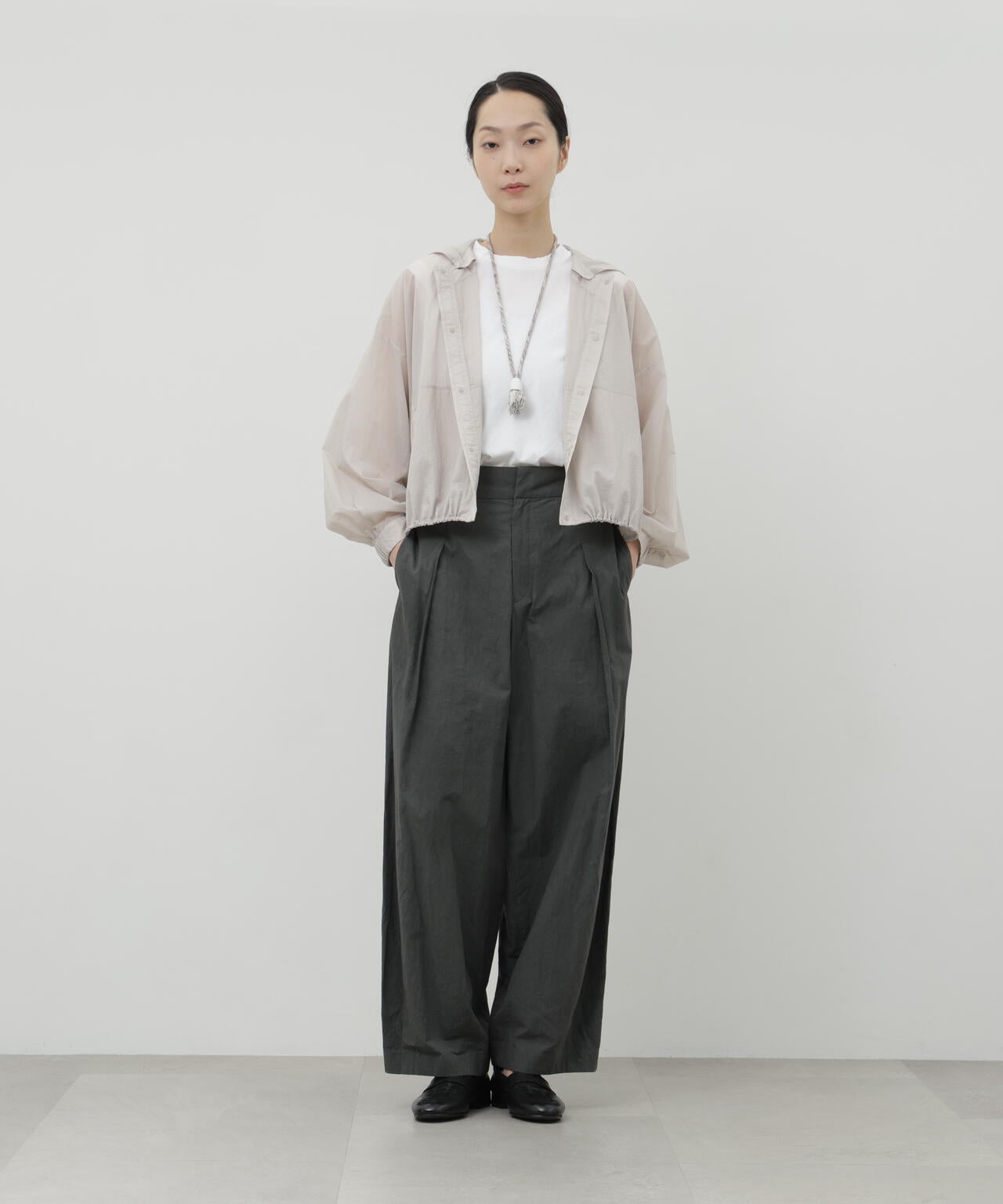 エアーナイロンフーディブルゾン