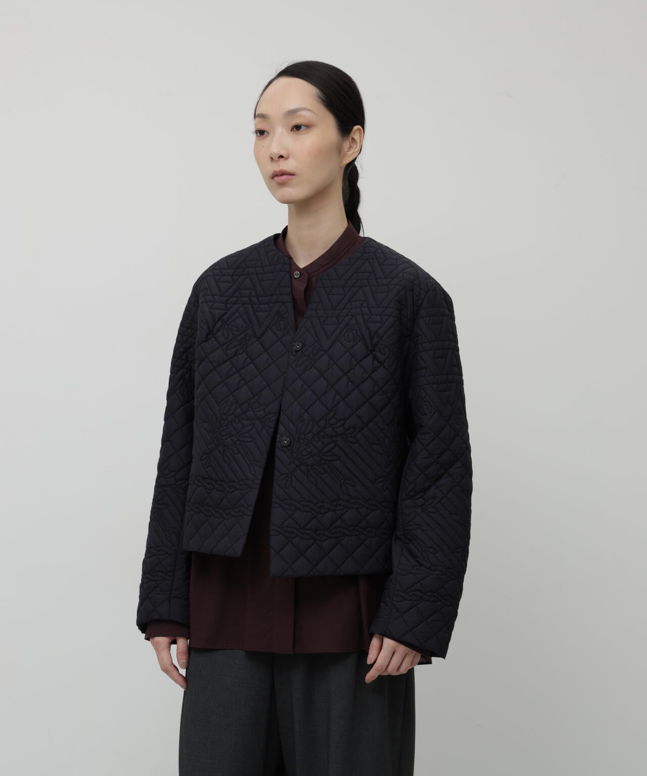 キルティング刺繍エアーナイロンブルゾン
