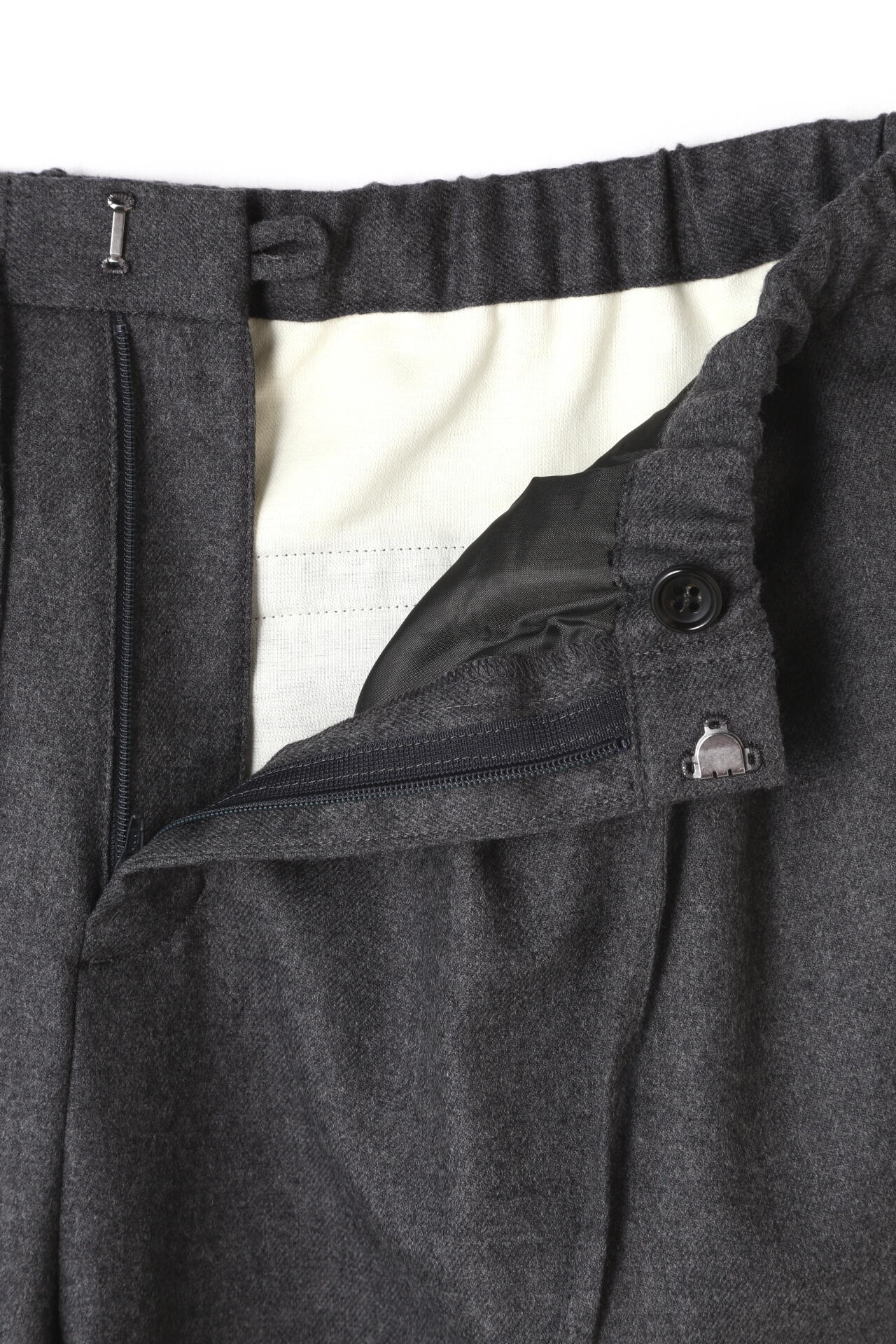《arrive paris》フラノストレッチドロストパンツ