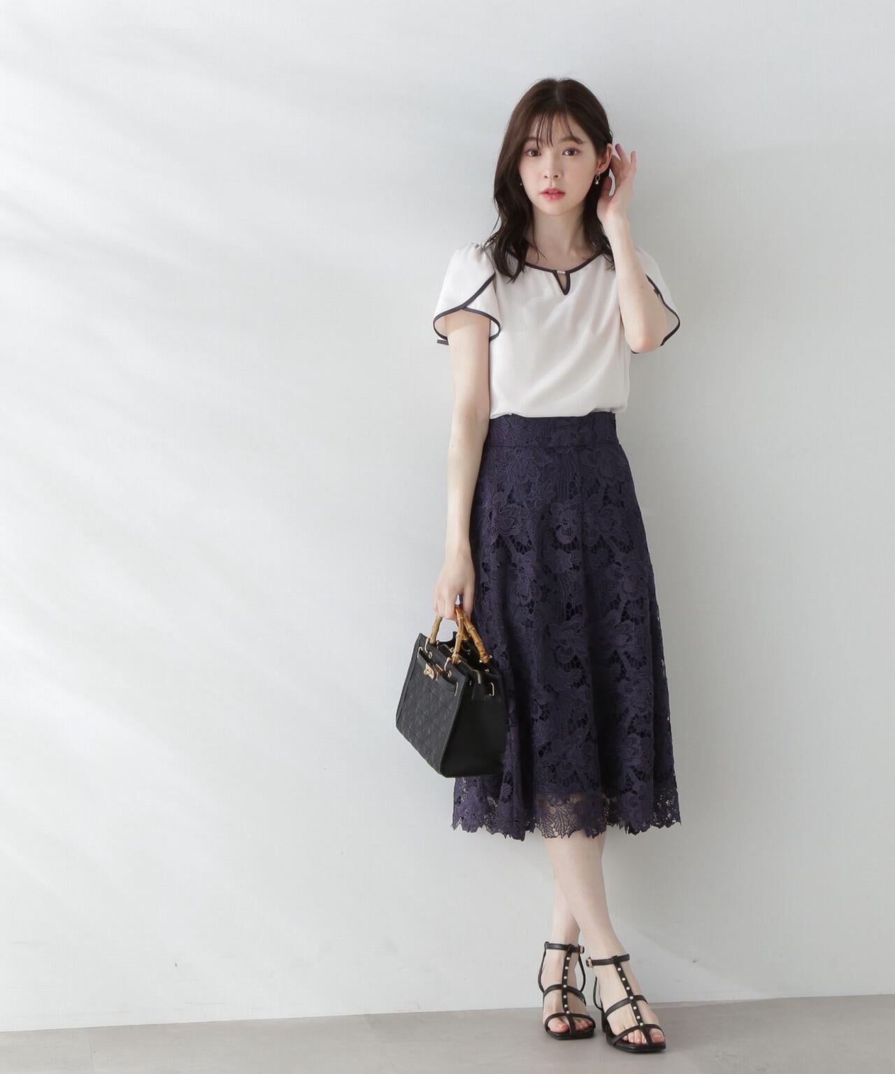 メッシュフラワーケミカルレースフレアスカート