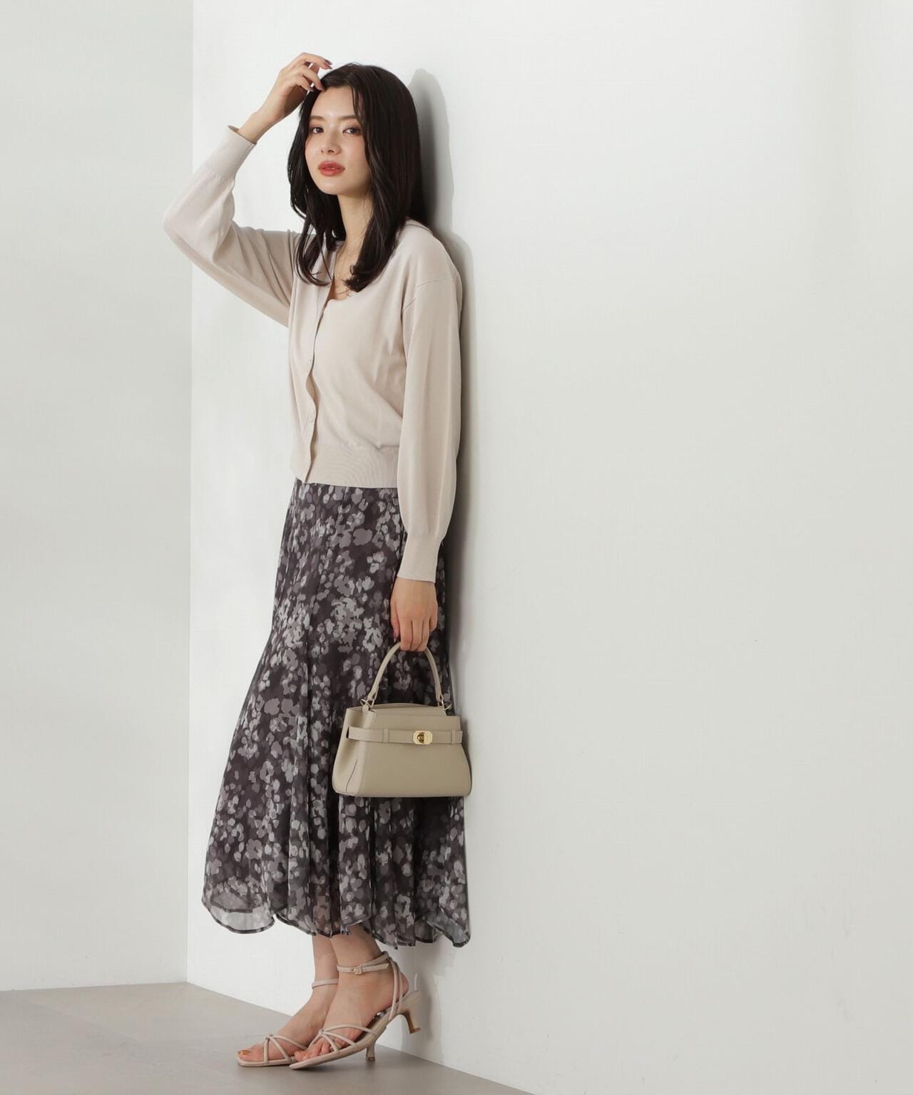 ニュアンス柄ヘムフレアスカート