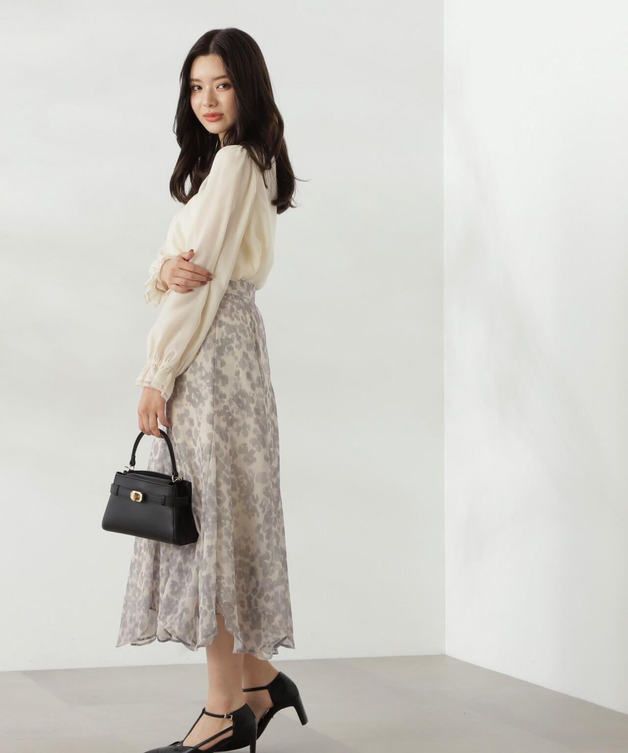 ニュアンス柄ヘムフレアスカート