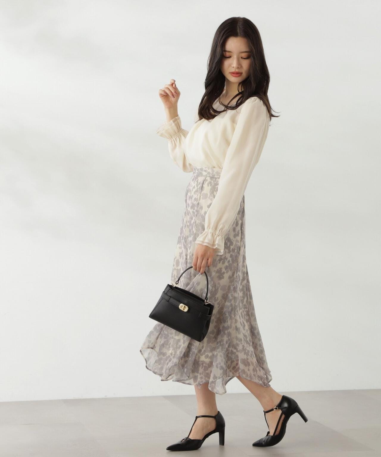 ニュアンス柄ヘムフレアスカート