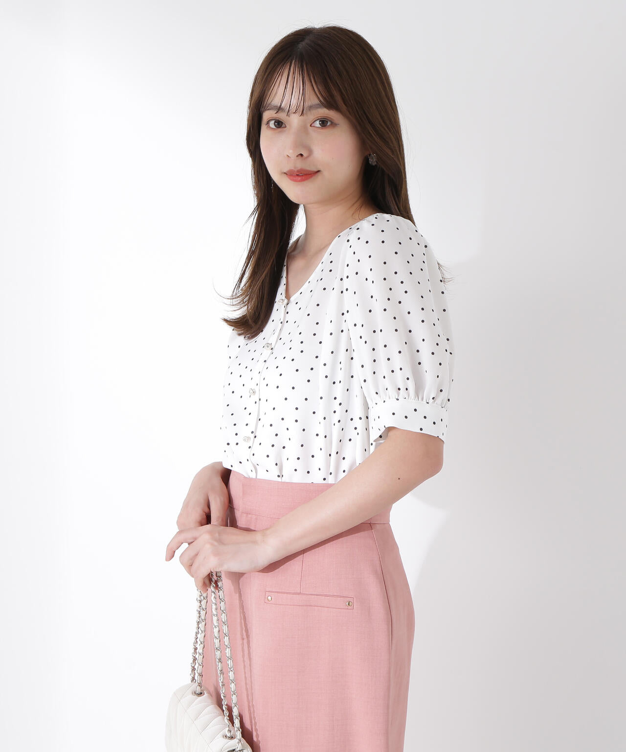 キラボタンブラウス