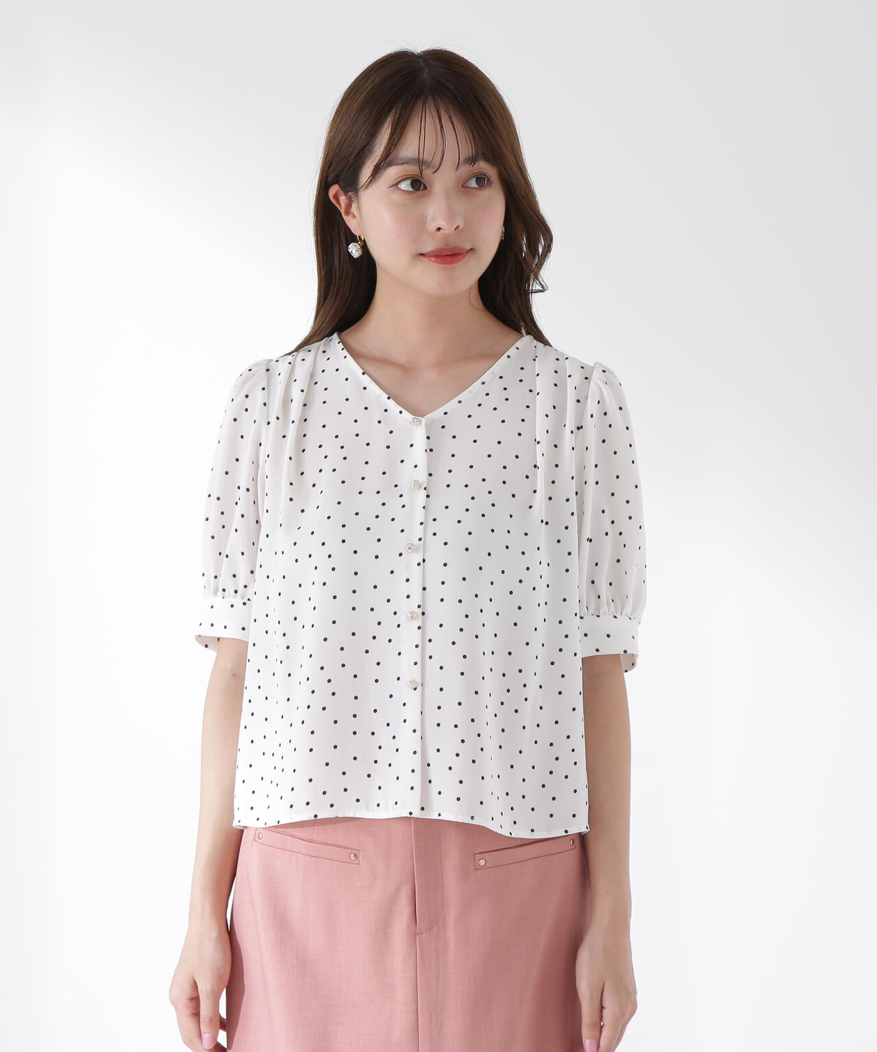 キラボタンブラウス