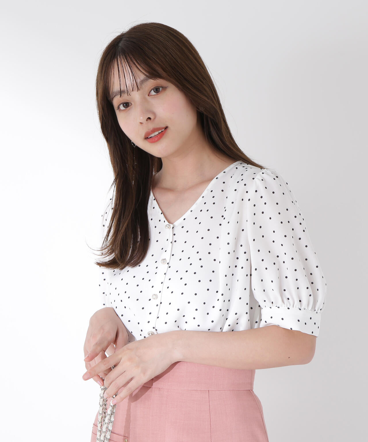 キラボタンブラウス