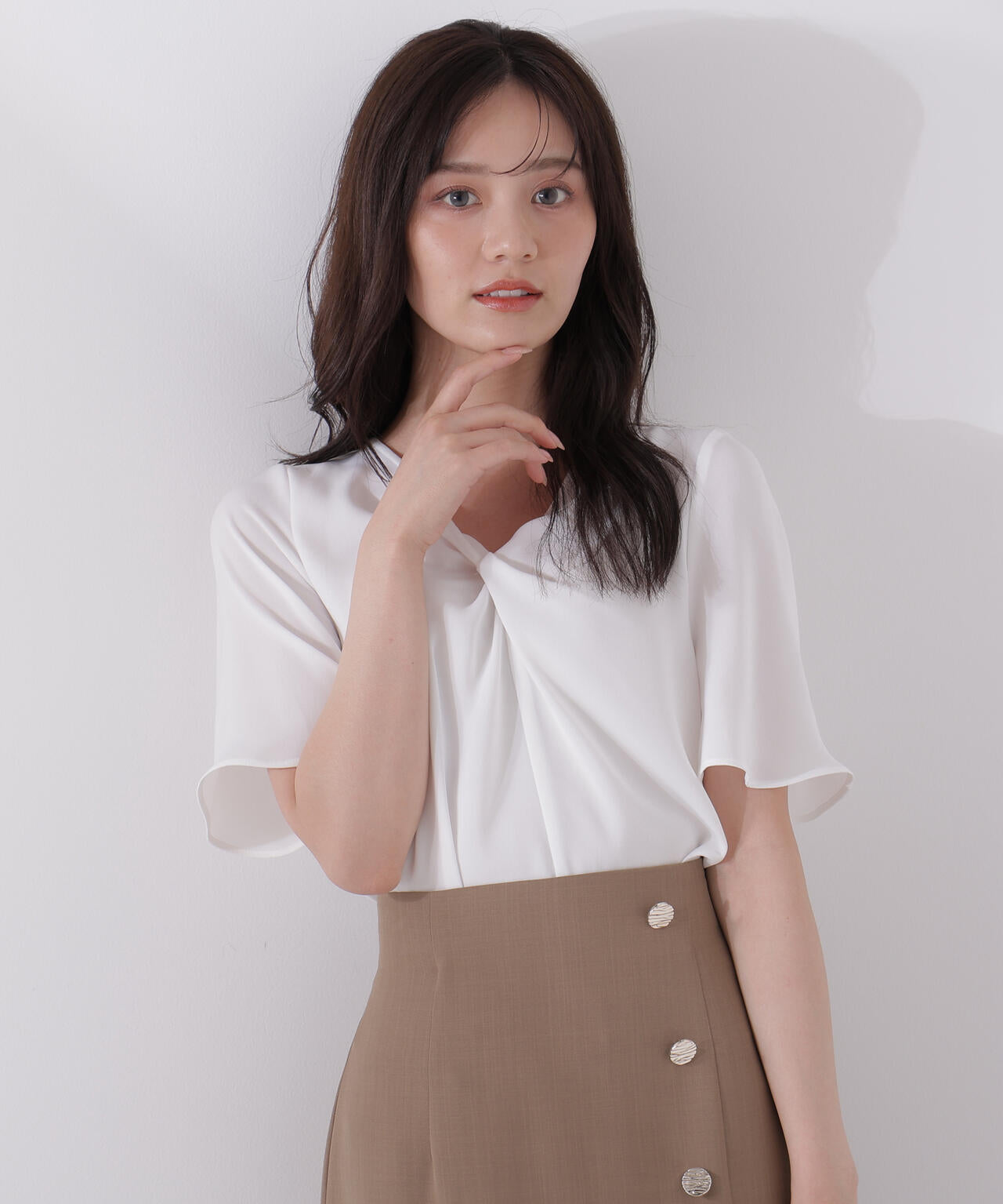 ツイスト半袖ブラウス