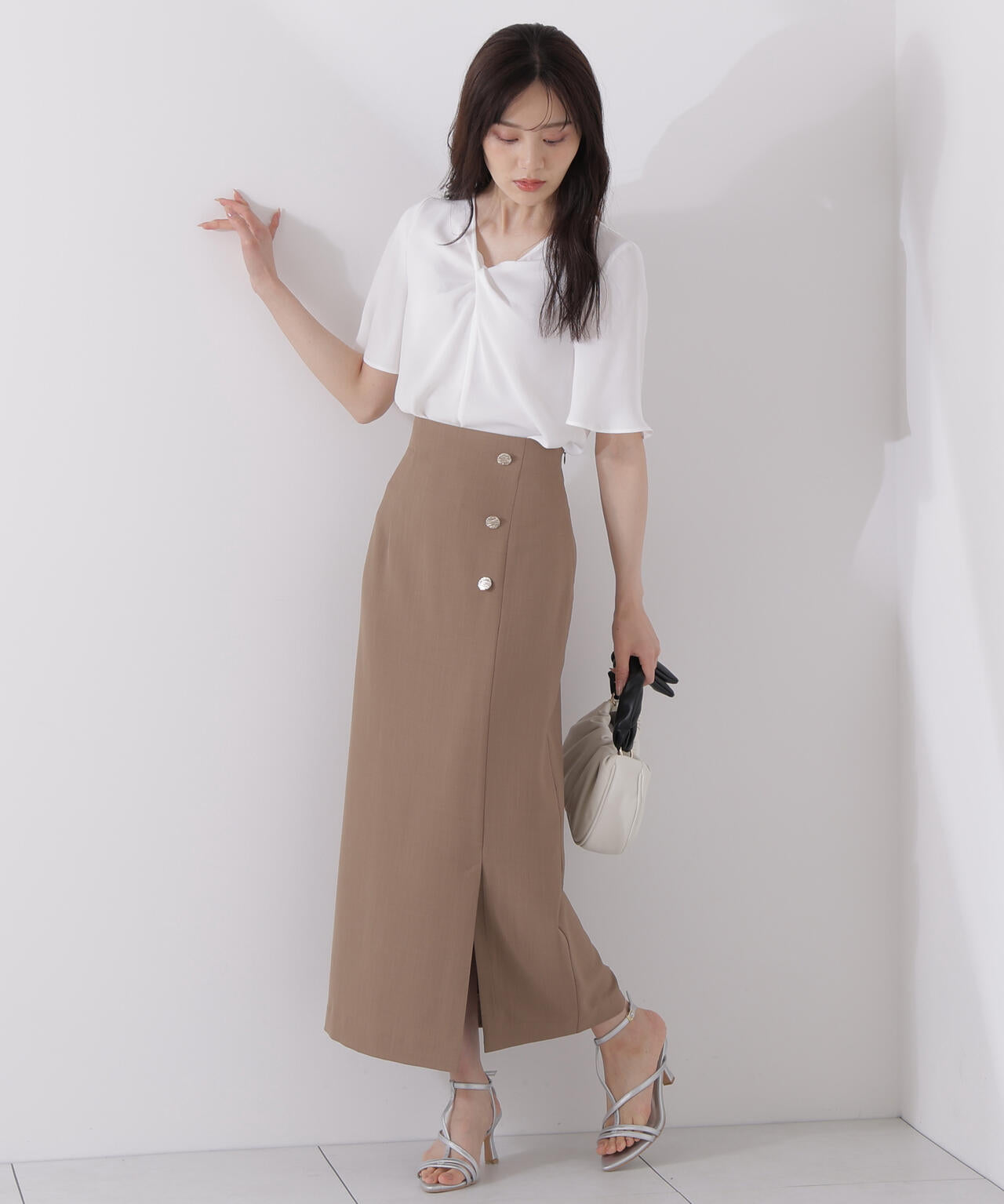 ツイスト半袖ブラウス