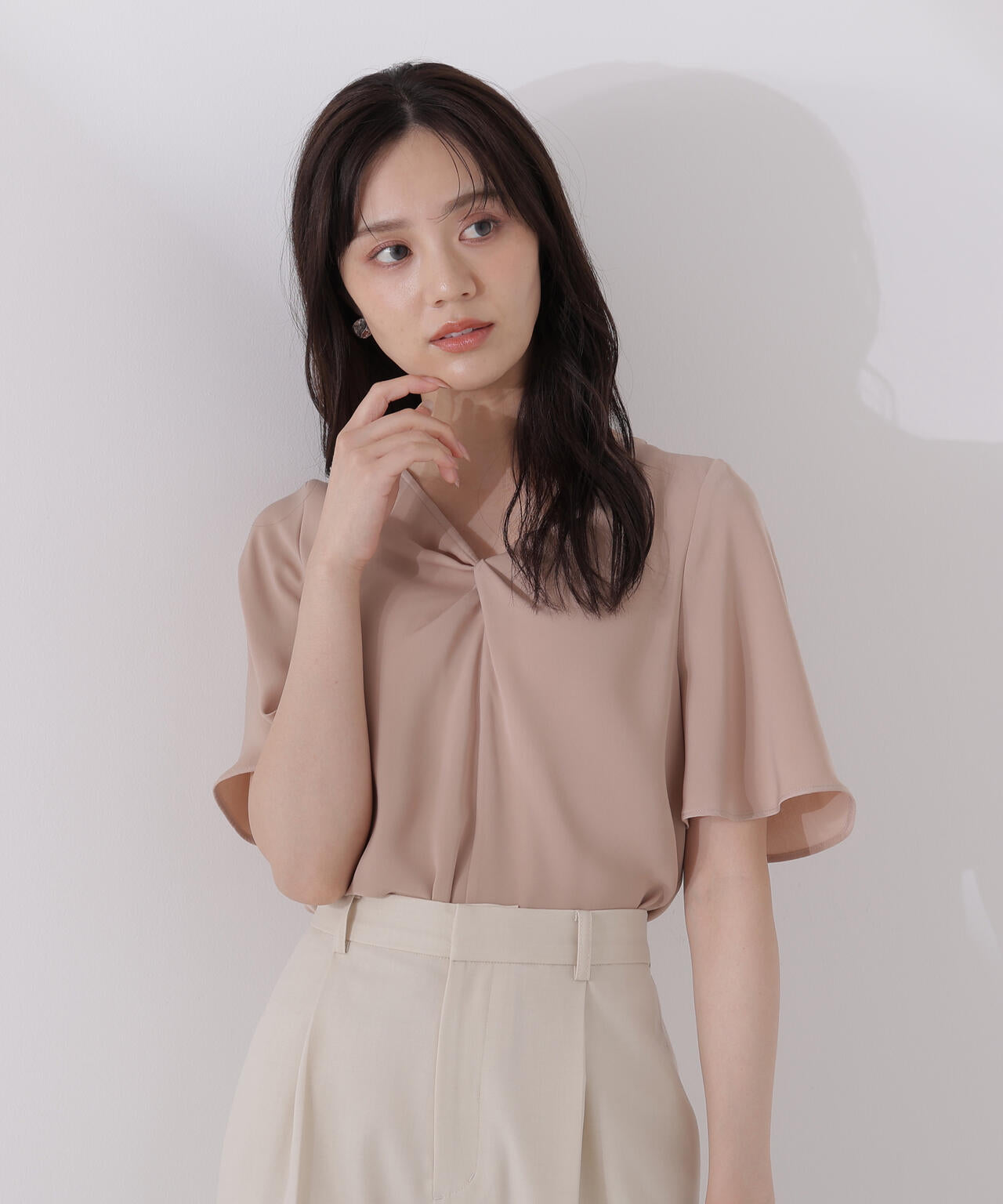 ツイスト半袖ブラウス