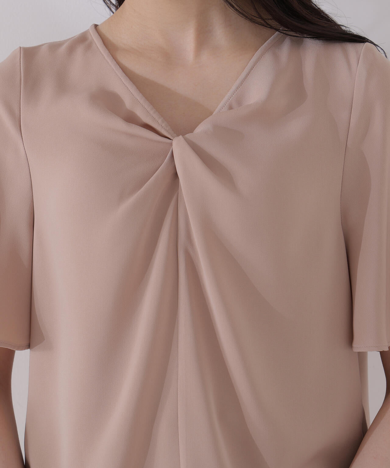 ツイスト半袖ブラウス