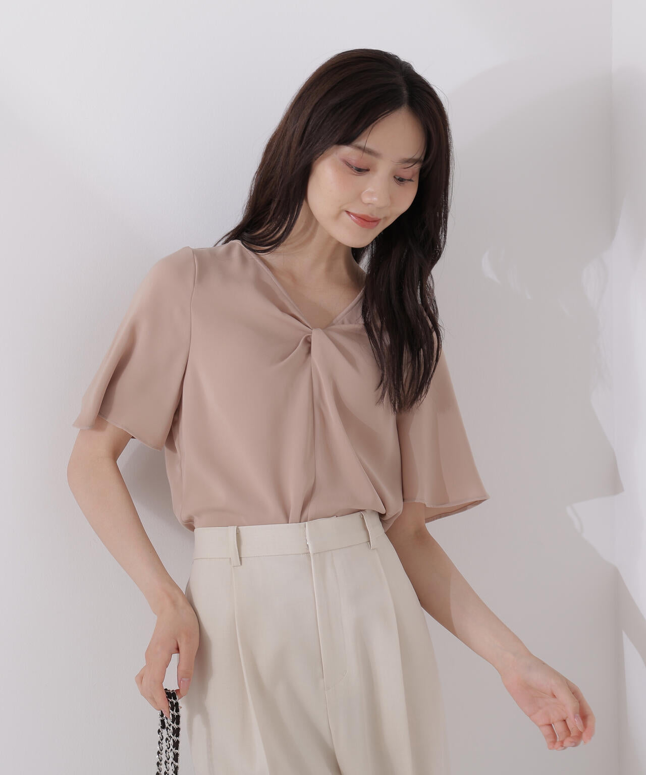 ツイスト半袖ブラウス