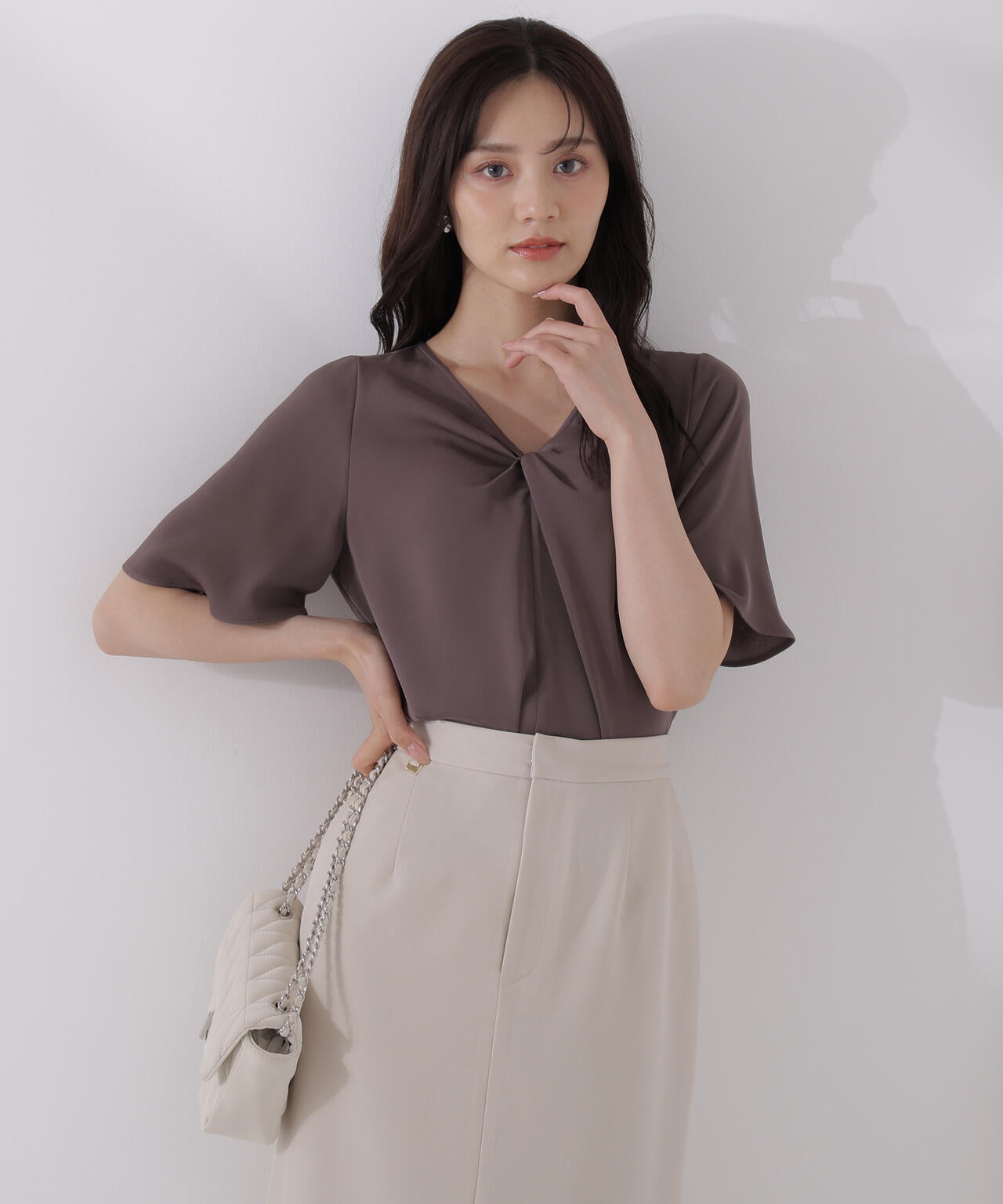 ツイスト半袖ブラウス