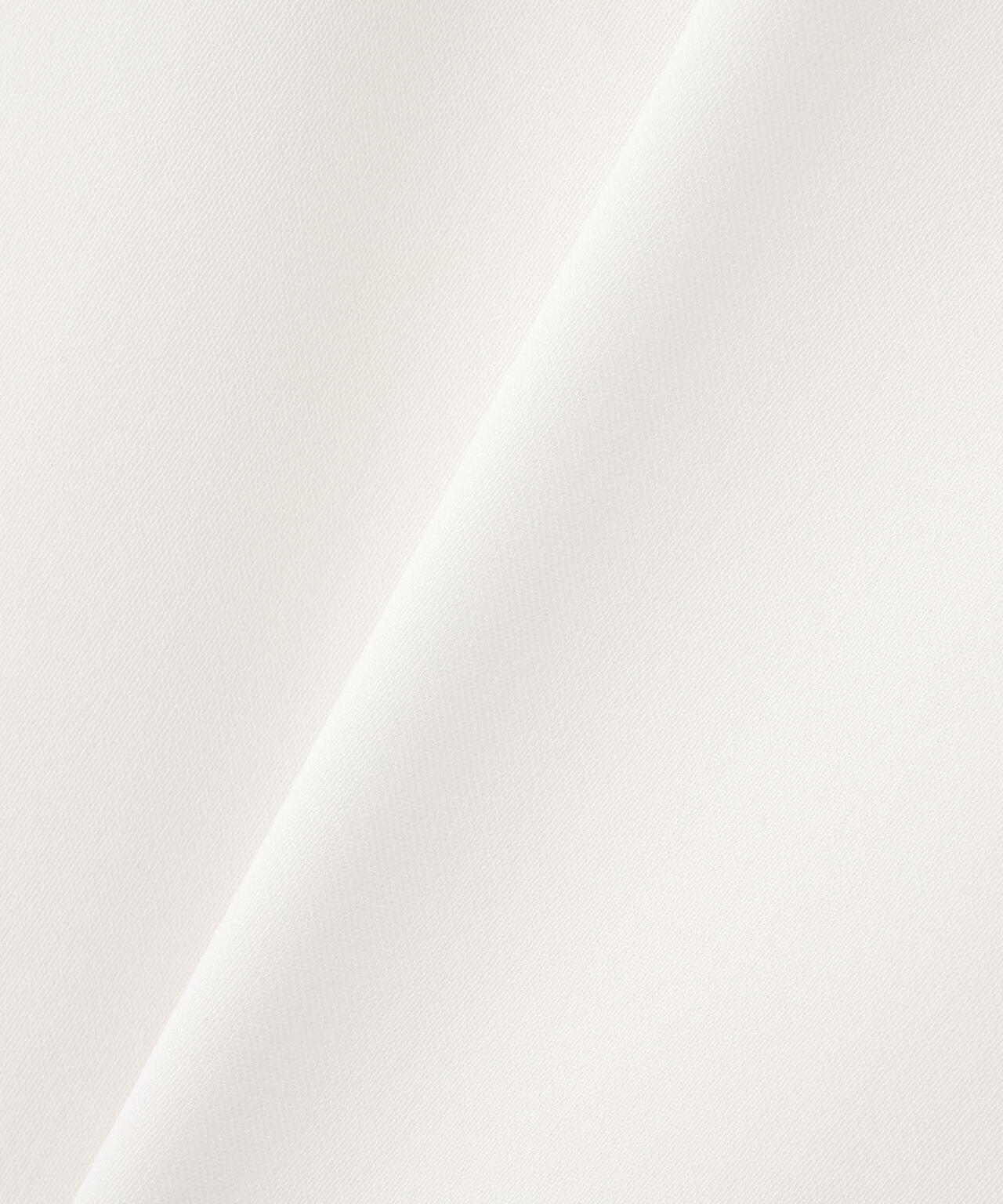 パール付きフリルタイブラウス