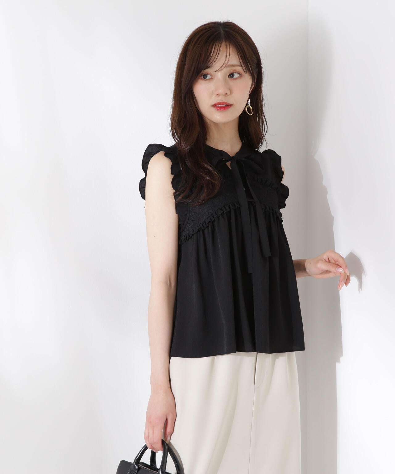 d5ddfd23-c38c-5ebb-a69a-d956237fe7dd_Image