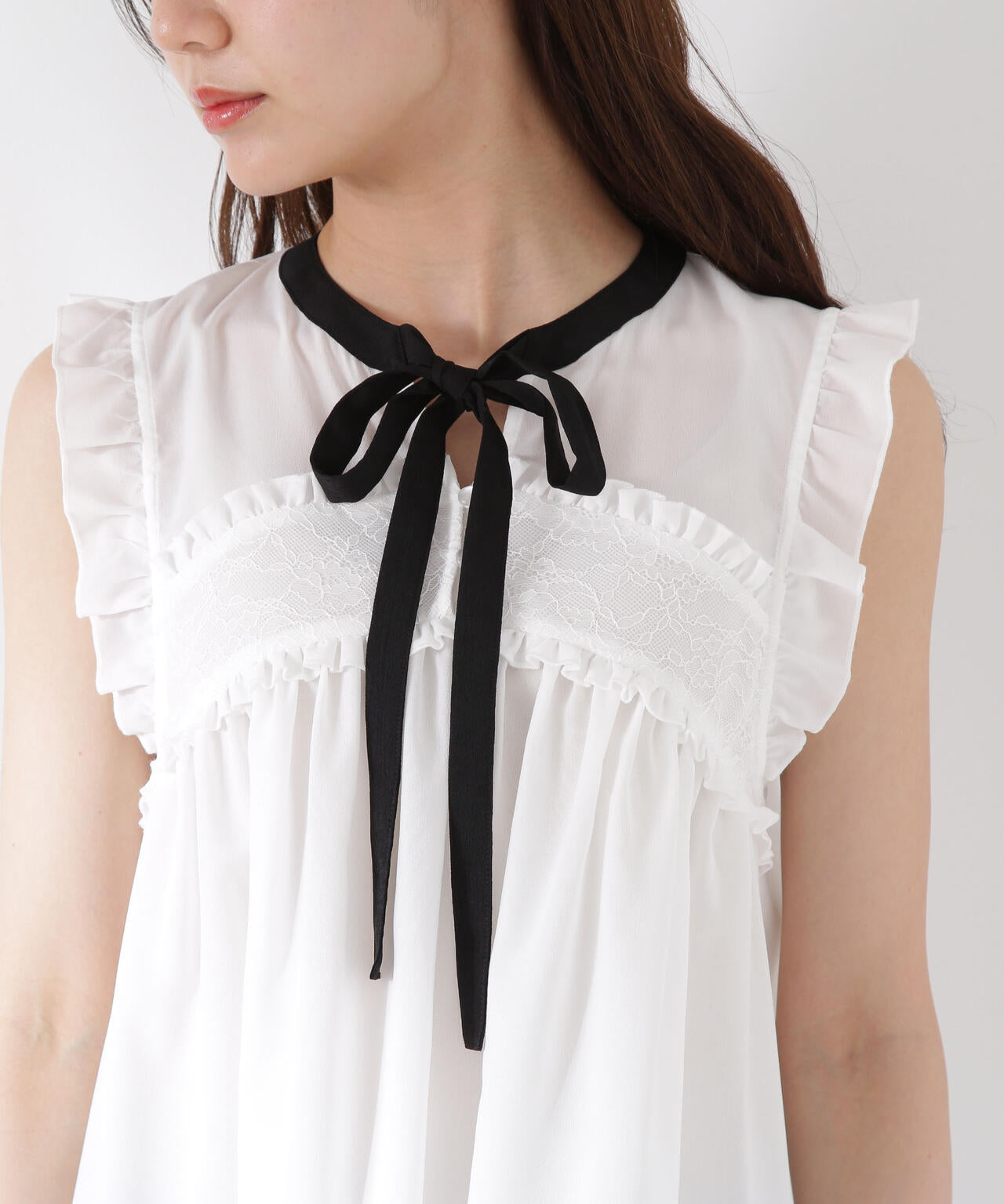 レースドッキングボウタイブラウス