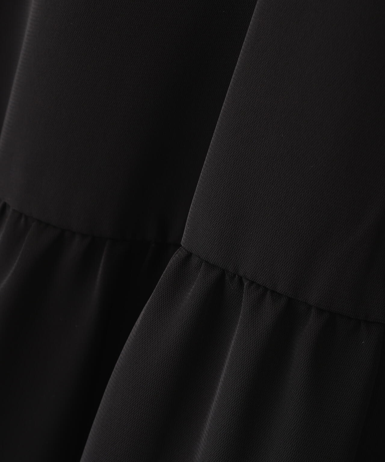 フリルチュニック