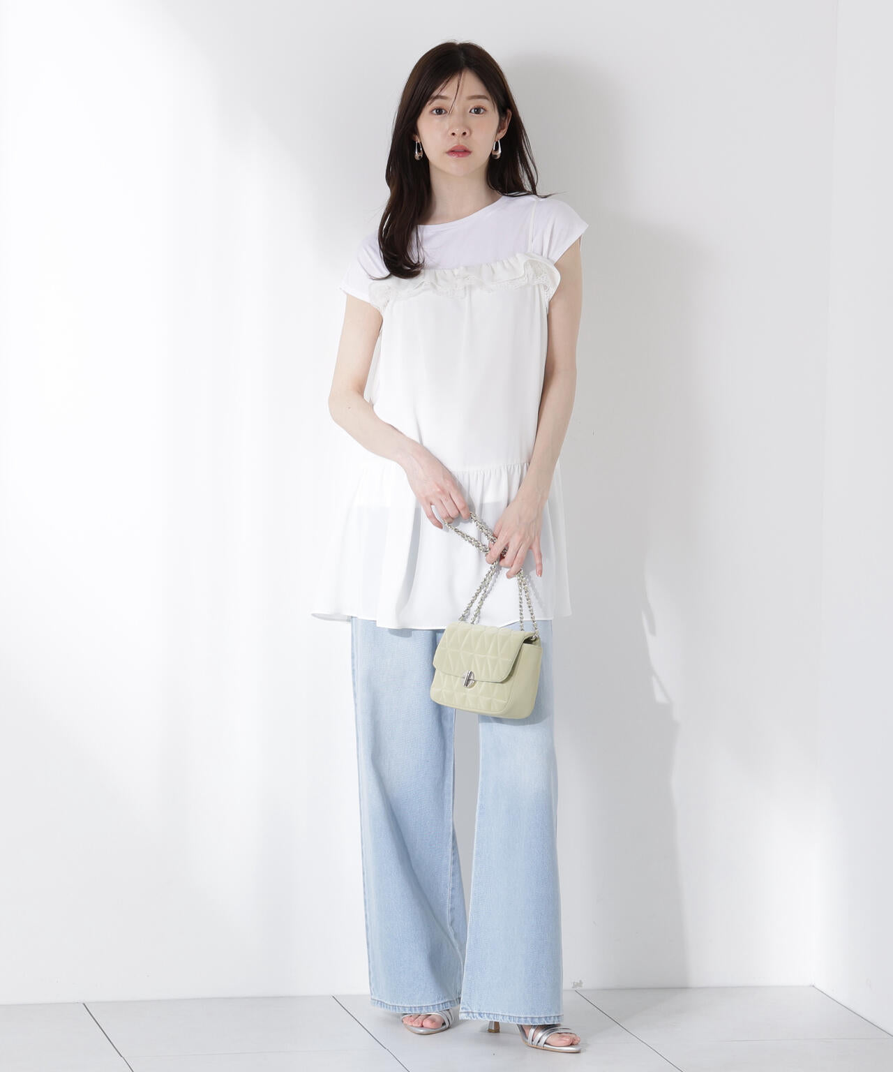 フリルチュニック